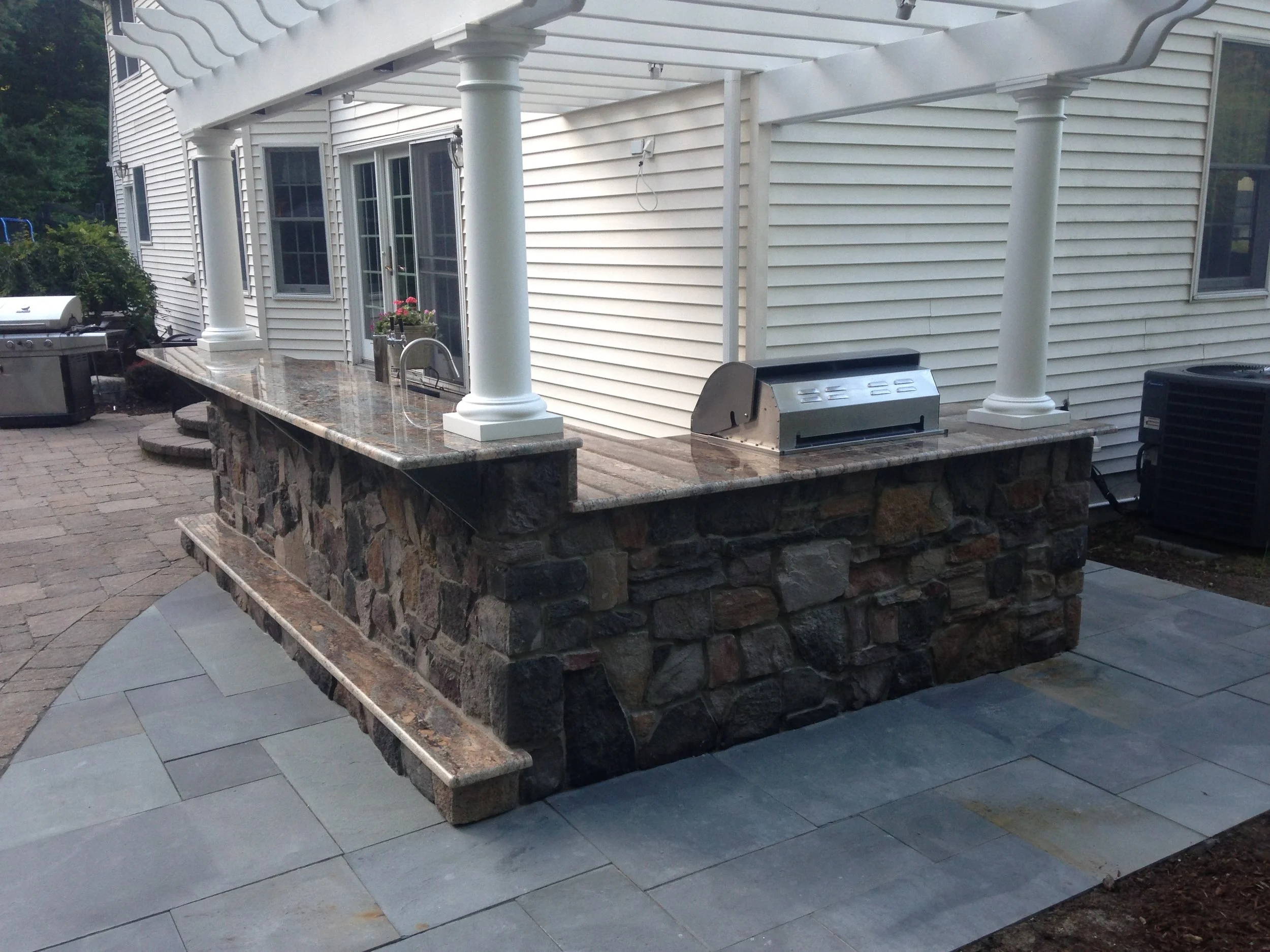 Outdoor Living Entertaining 1-9.jpg