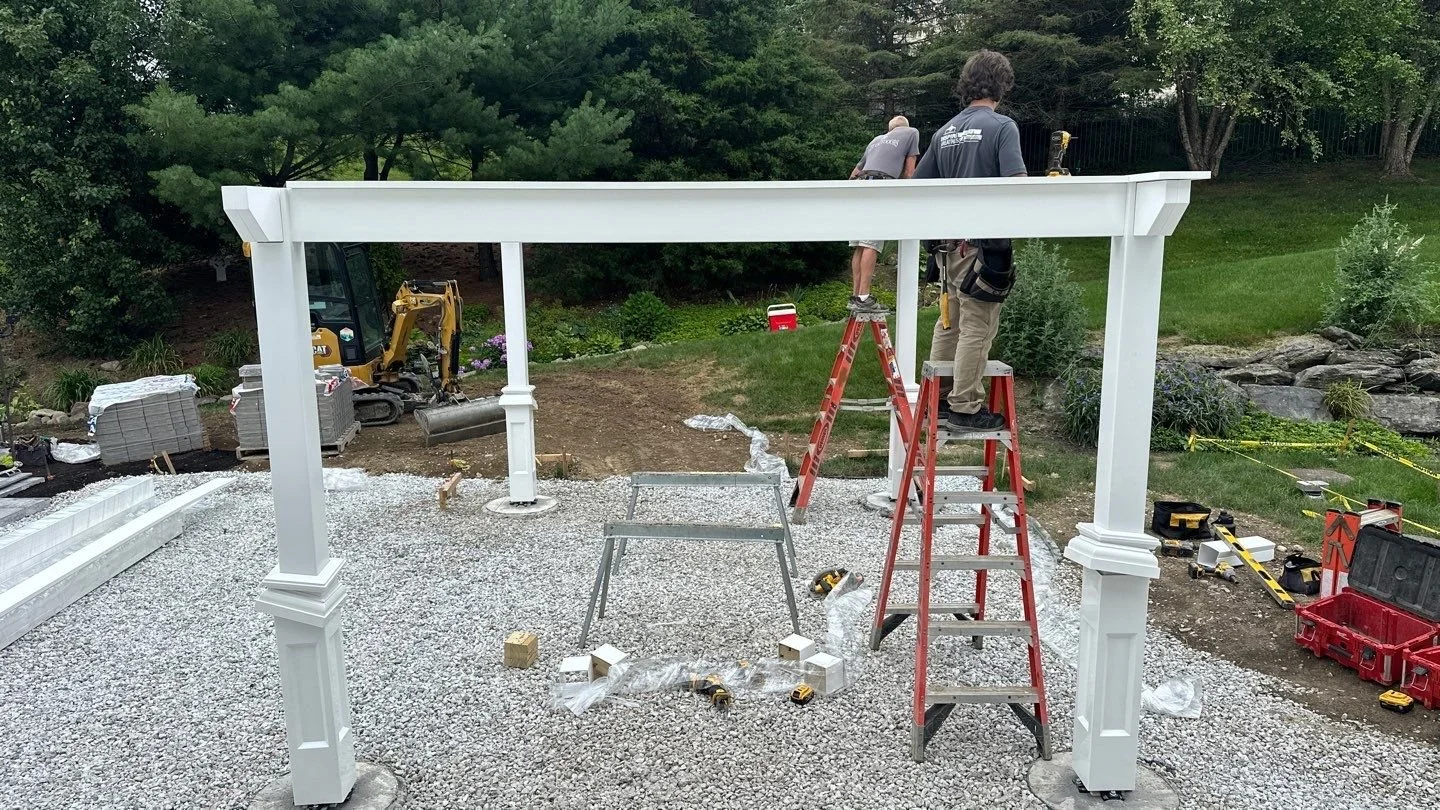 Outdoor Living Pergolas 2-5.jpg