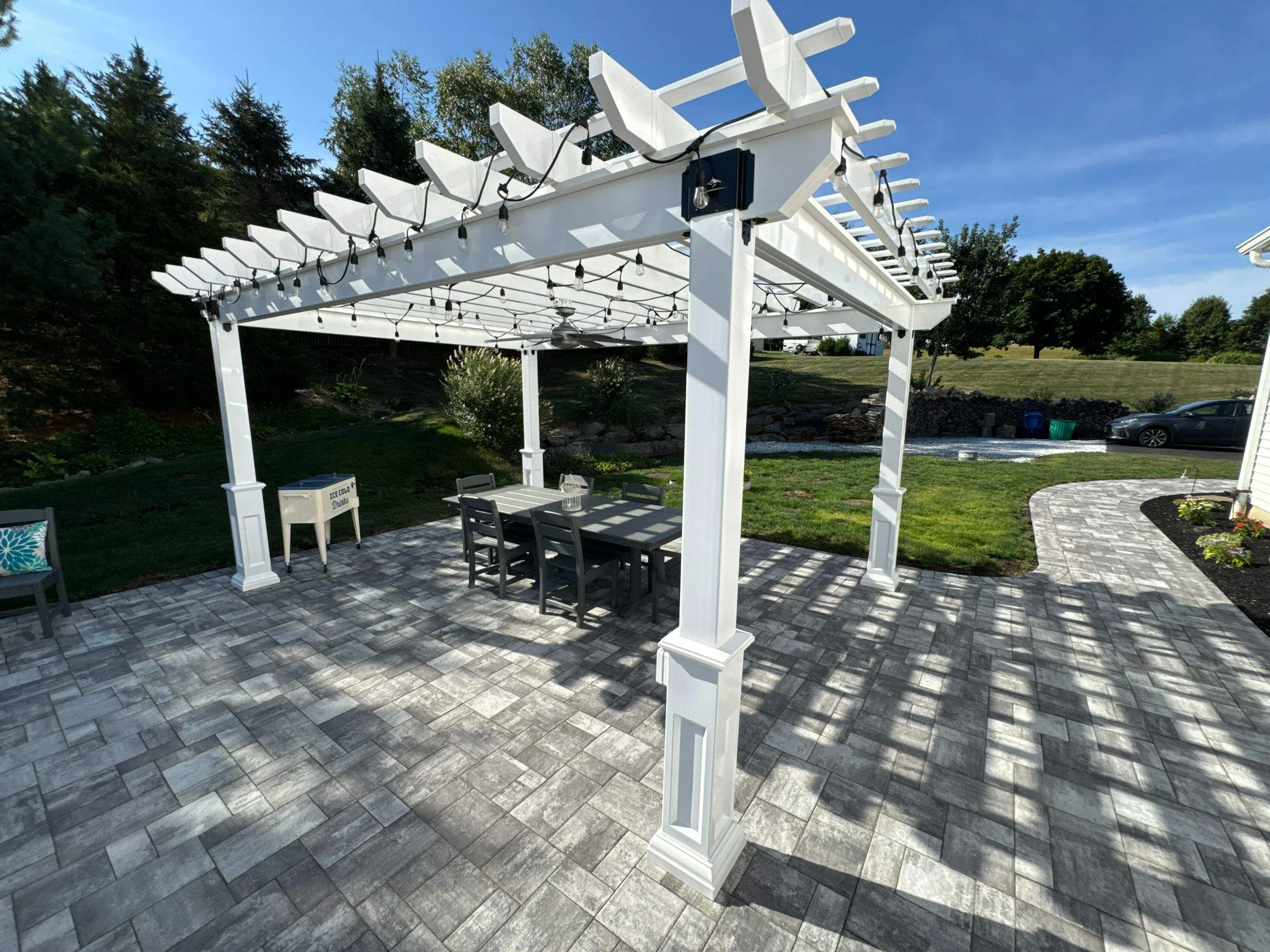Outdoor Living Pergolas 2-9.jpg