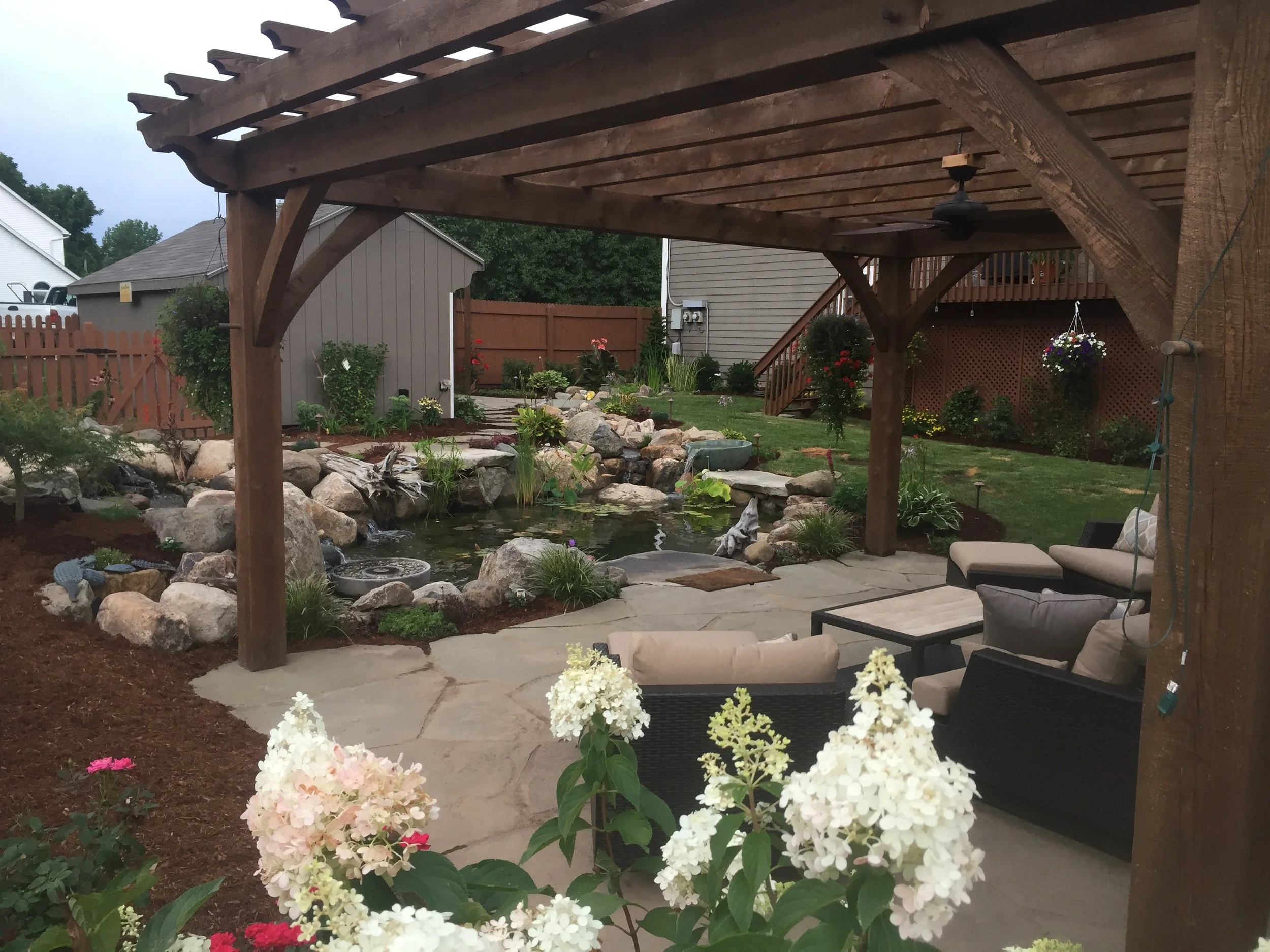 Outdoor Living Pergolas 3-7.jpg