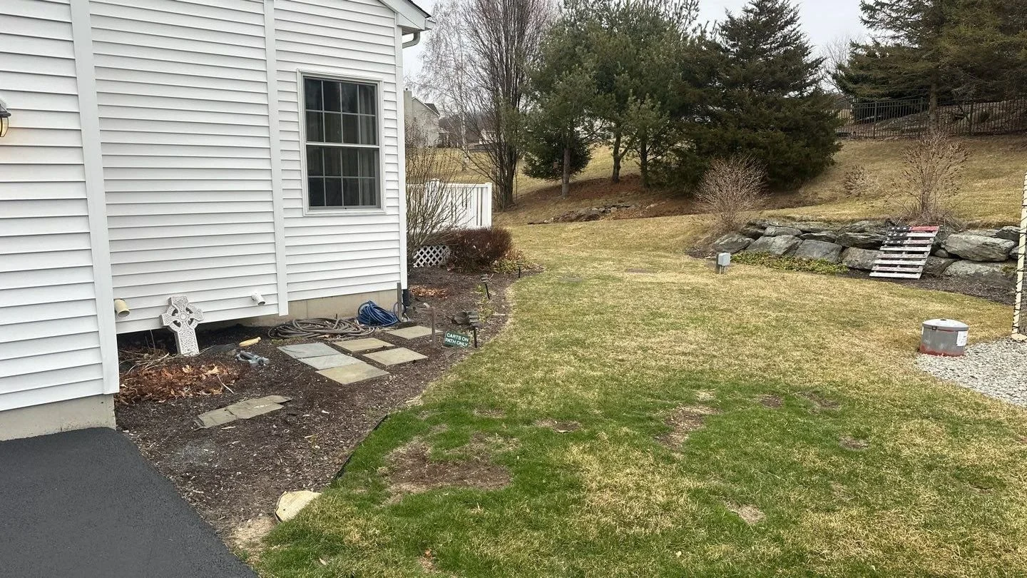 Patios-Walkways-RENOVATION-CONCRETE PAVER-Backyard-Bracket 4-2-1.jpg