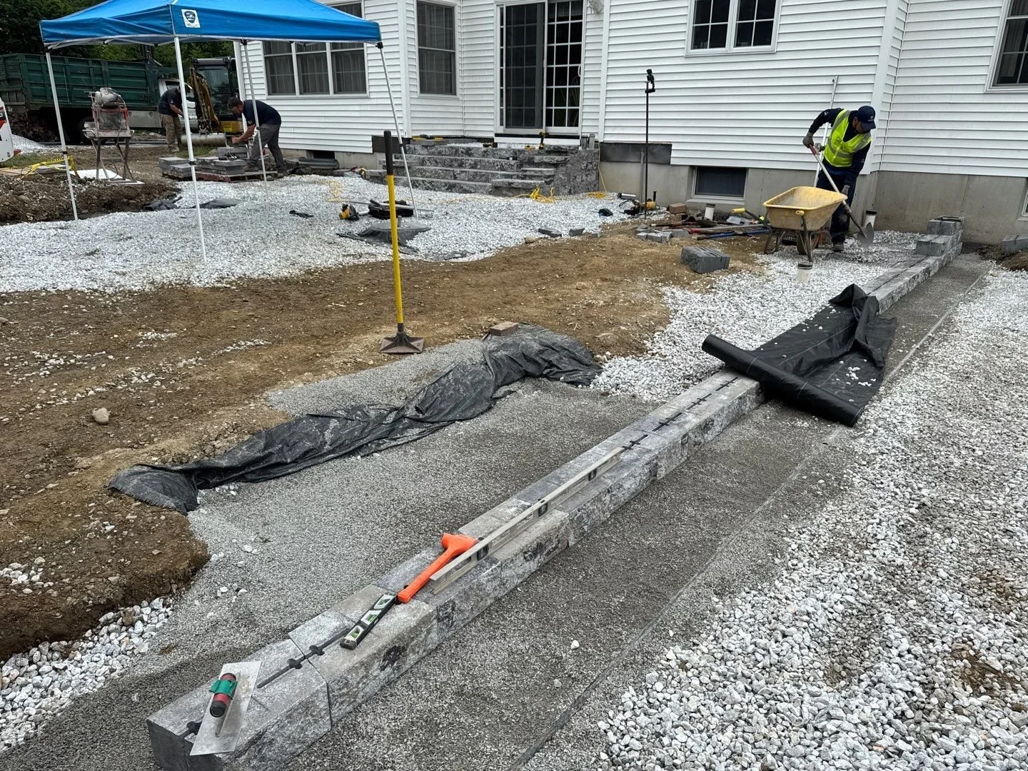 Patios-Walkways-RENOVATION-CONCRETE PAVER-Backyard-Bracket 4-2-13.jpg