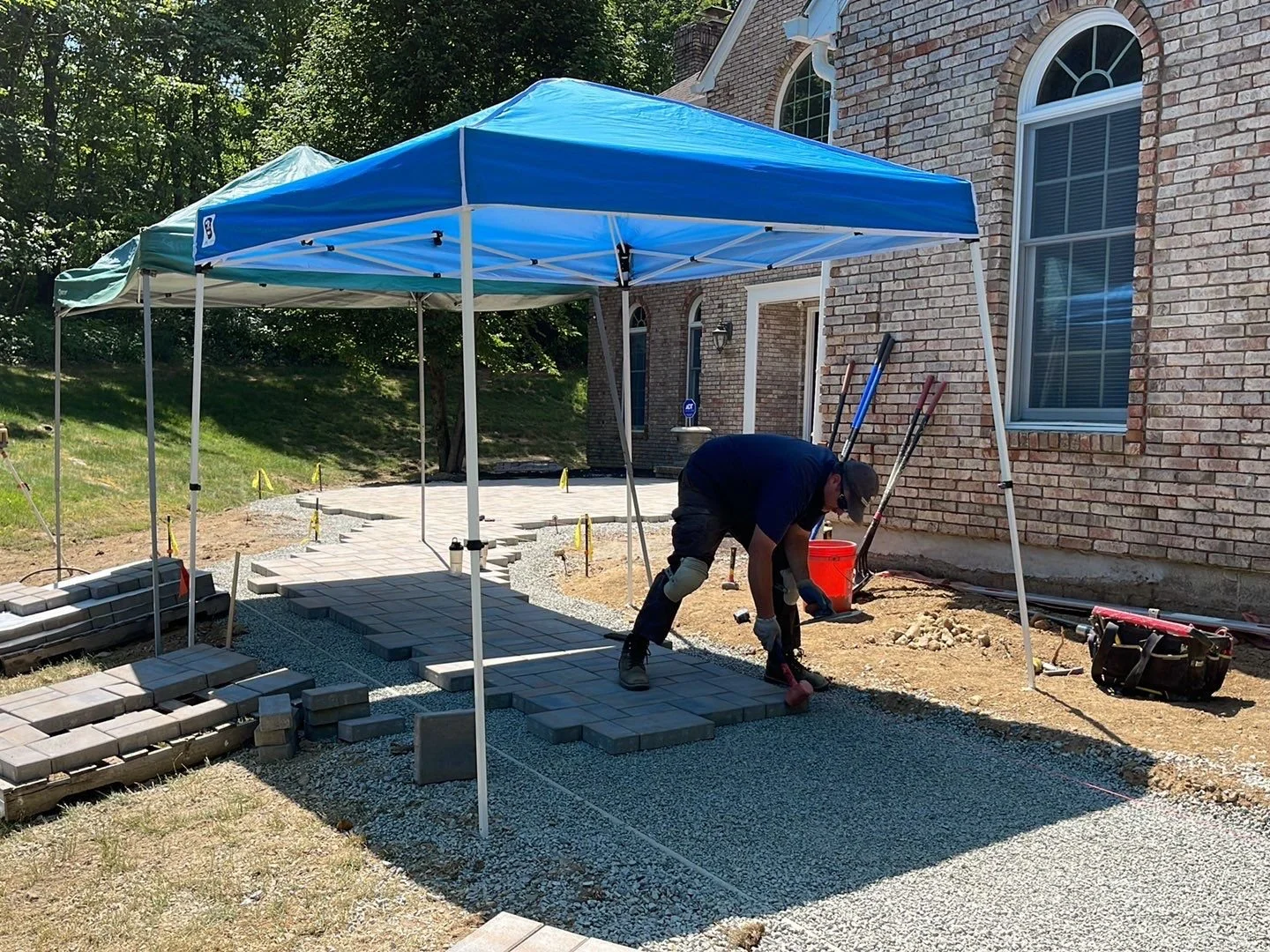 Patios-Walkways-RENOVATION-CONCRETE PAVER-Front Yard-Bracket 3-3-6.jpg