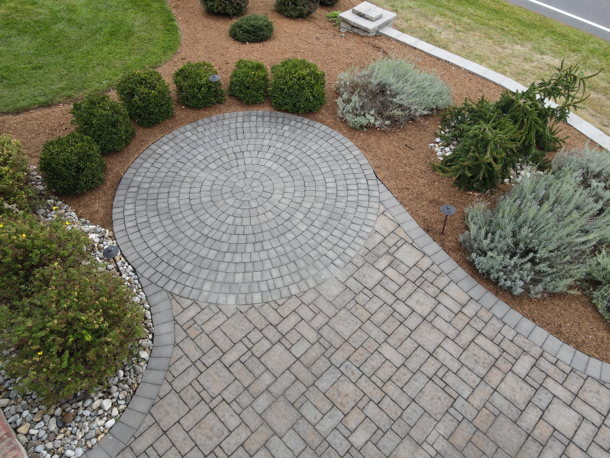Patios-Walkways-RENOVATION-CONCRETE PAVER-Front Yard-Bracket 4-1-11.jpg