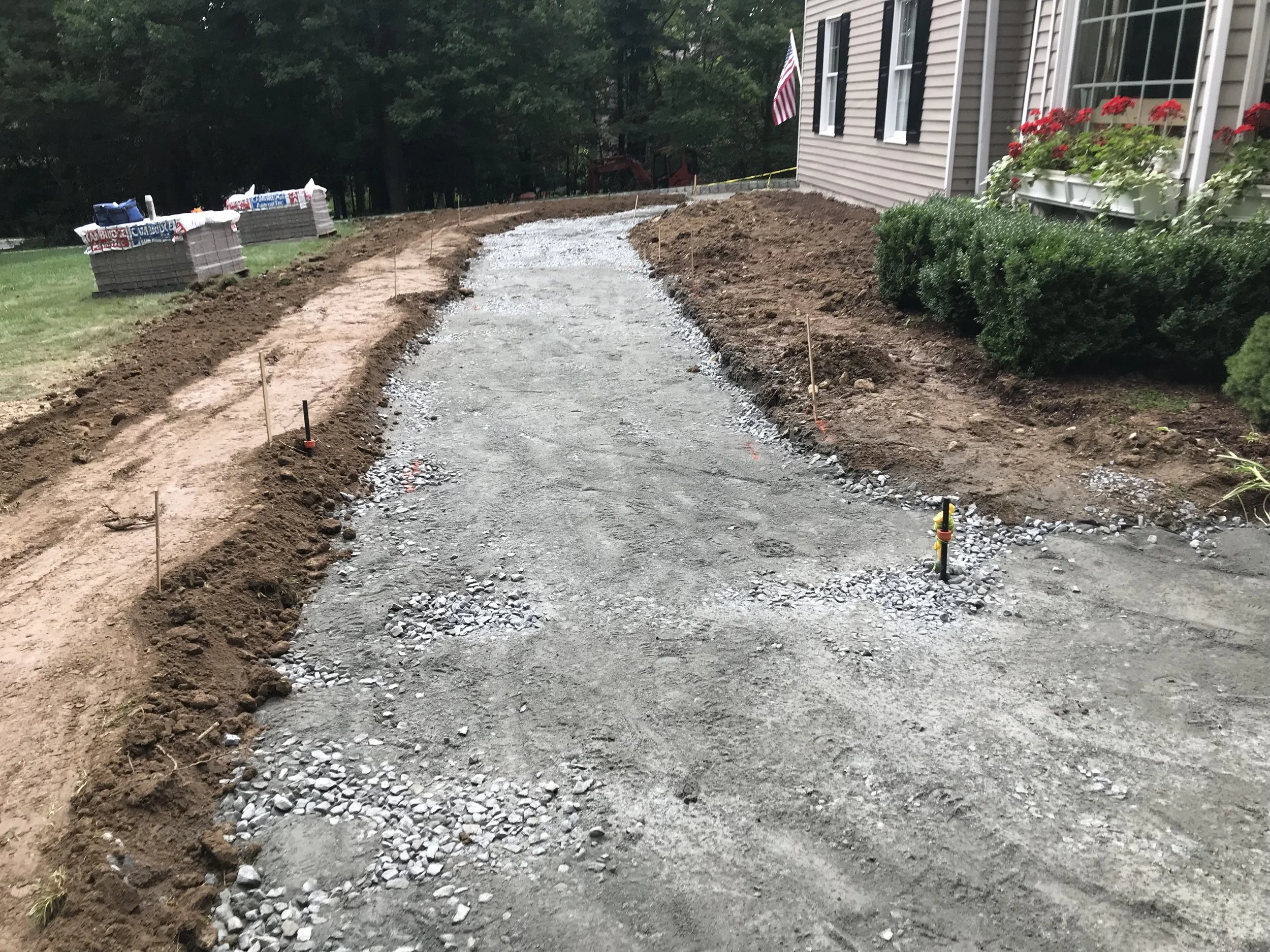 Patios-Walkways-RENOVATION-CONCRETE PAVER-Front Yard-Bracket 3-5-5.jpg