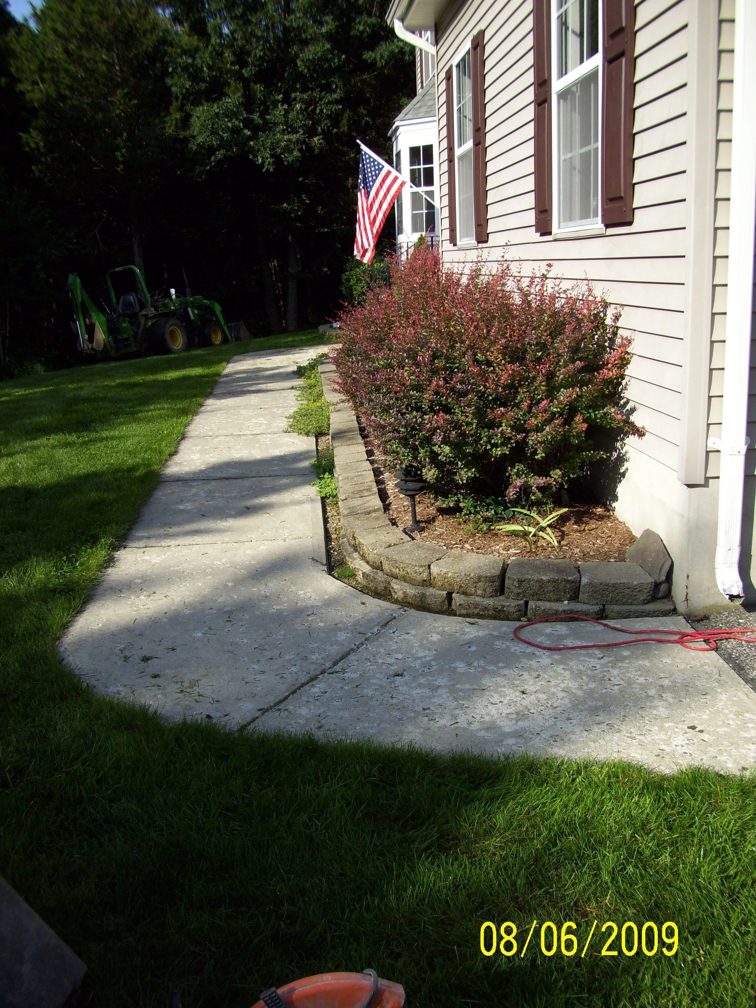 Patios-Walkways-RENOVATION-CONCRETE PAVER-Front Yard-7-1.JPG