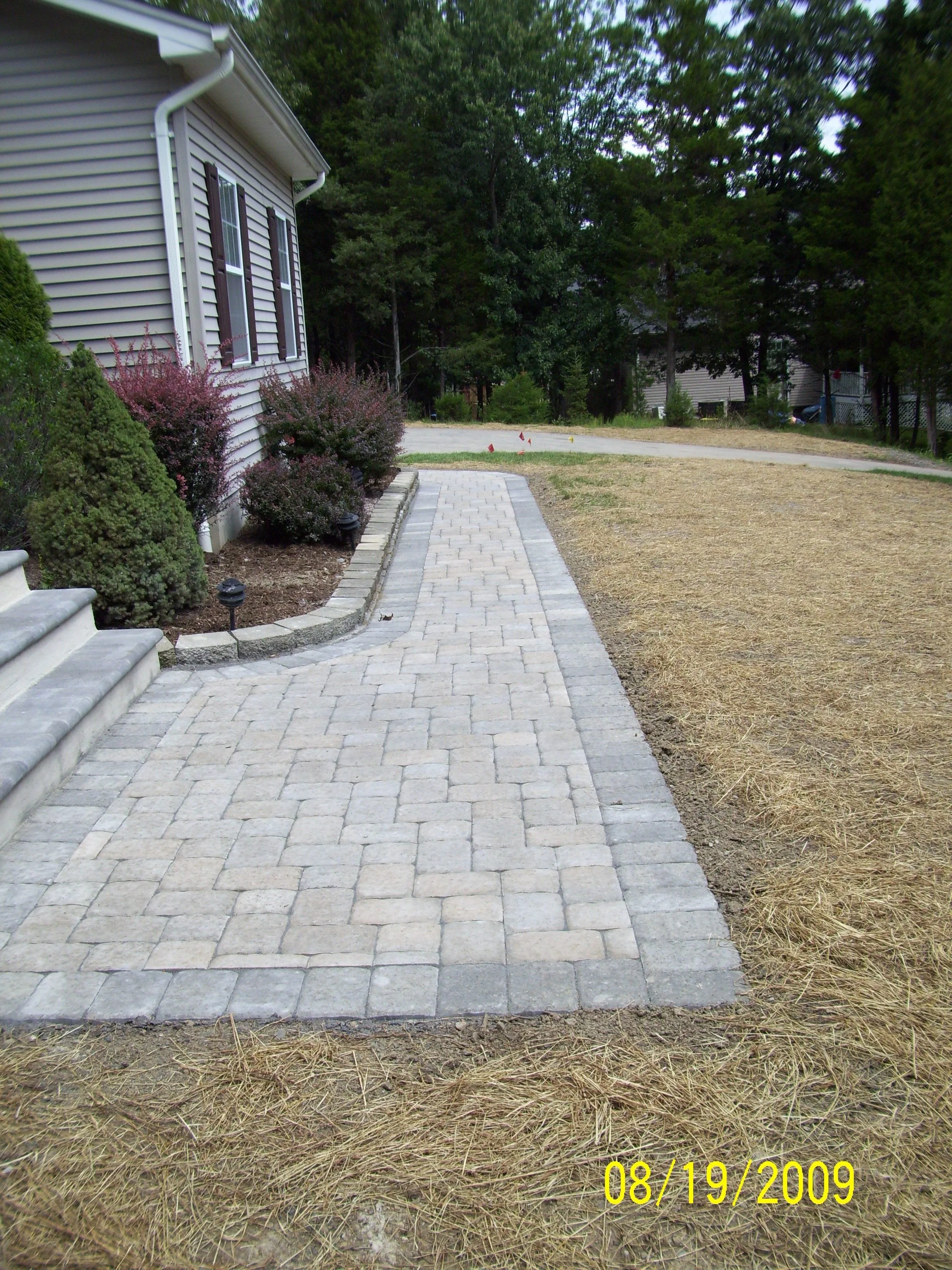 Patios-Walkways-RENOVATION-CONCRETE PAVER-Front Yard-7-6.JPG