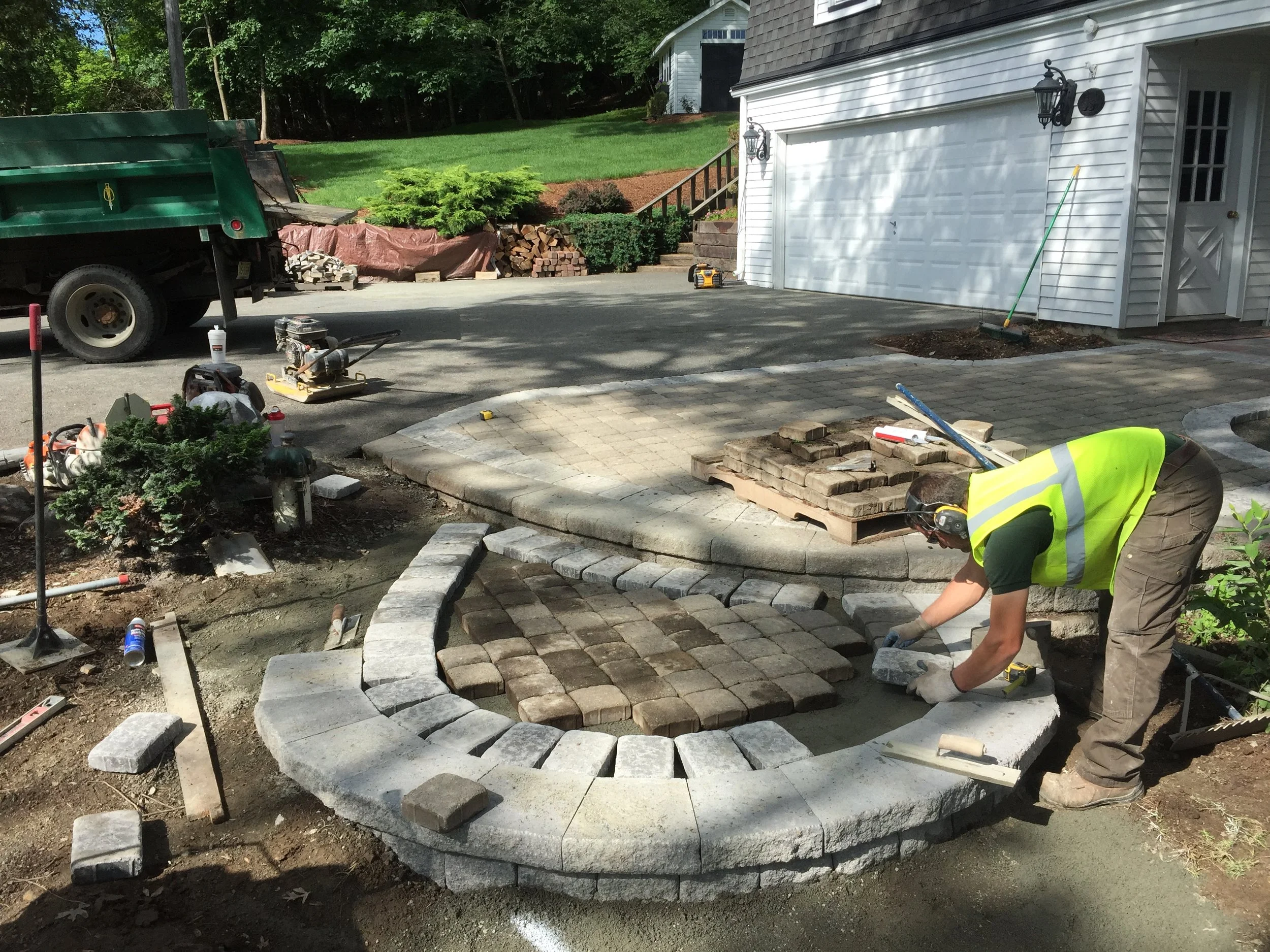 Steps - Segmented Concrete Block Steps - 7-4.jpg