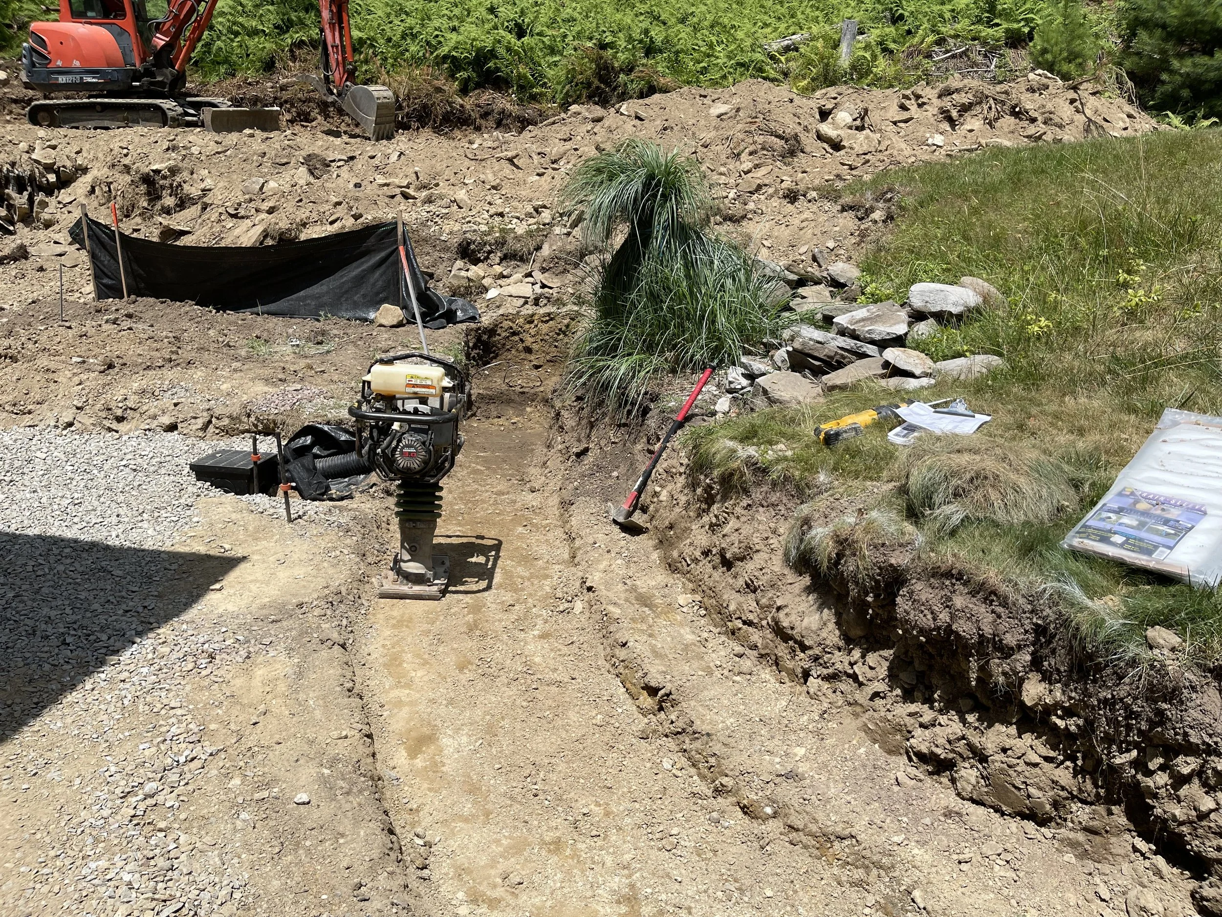 Cast Concrete Retaining Wall - NEW - Bracket 4 - 2-2.jpg