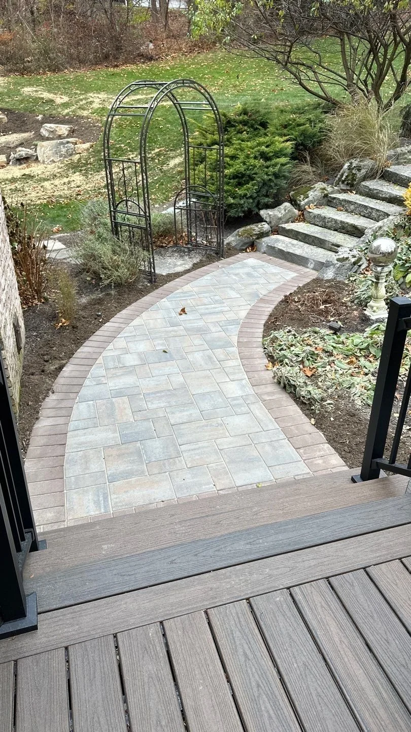 Patios-Walkways-RENOVATION-CONCRETE PAVER-Backyard-Bracket 3-3-11.jpg