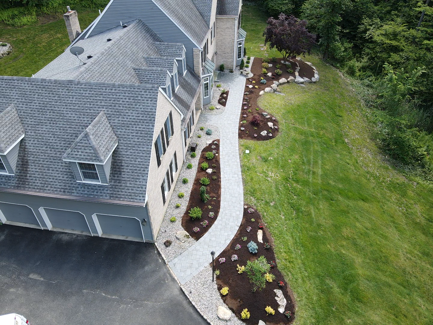 Patios-Walkways-RENOVATION-CONCRETE PAVER-Front Yard-Bracket 3-1-12.png