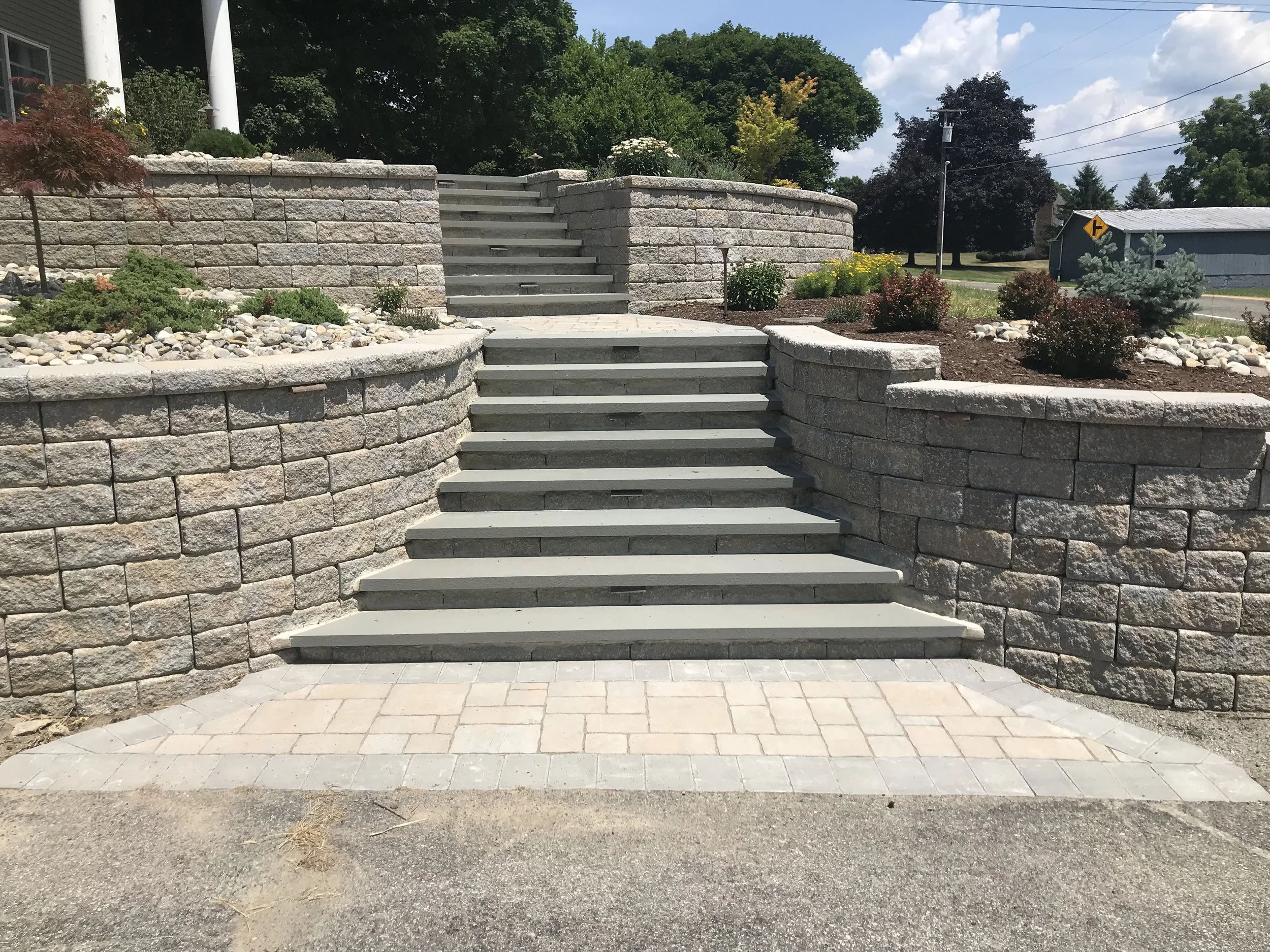 Segmented Concrete Block Steps - 1-8.jpg