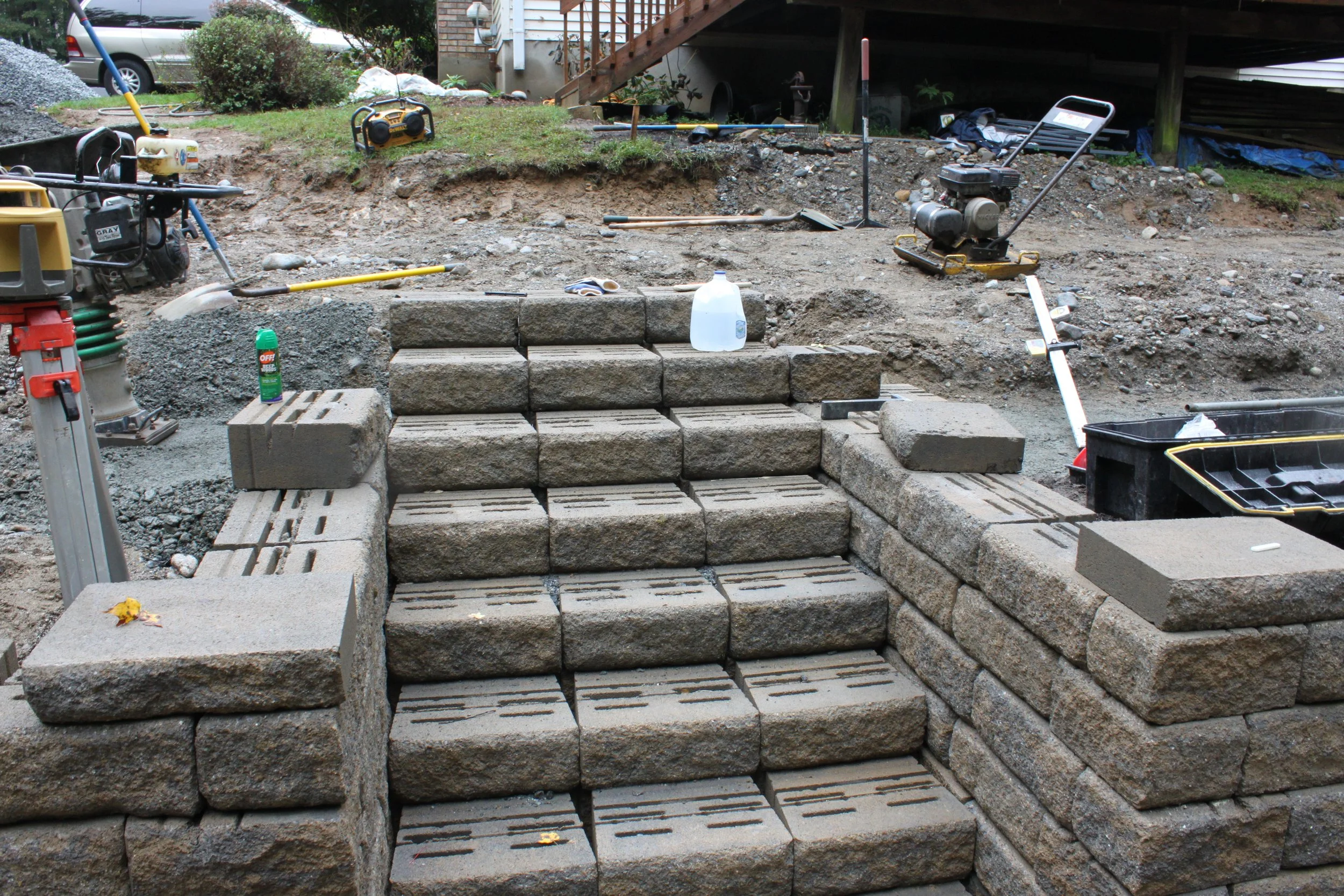 Segmented Concrete Block Steps - 4-8.JPG