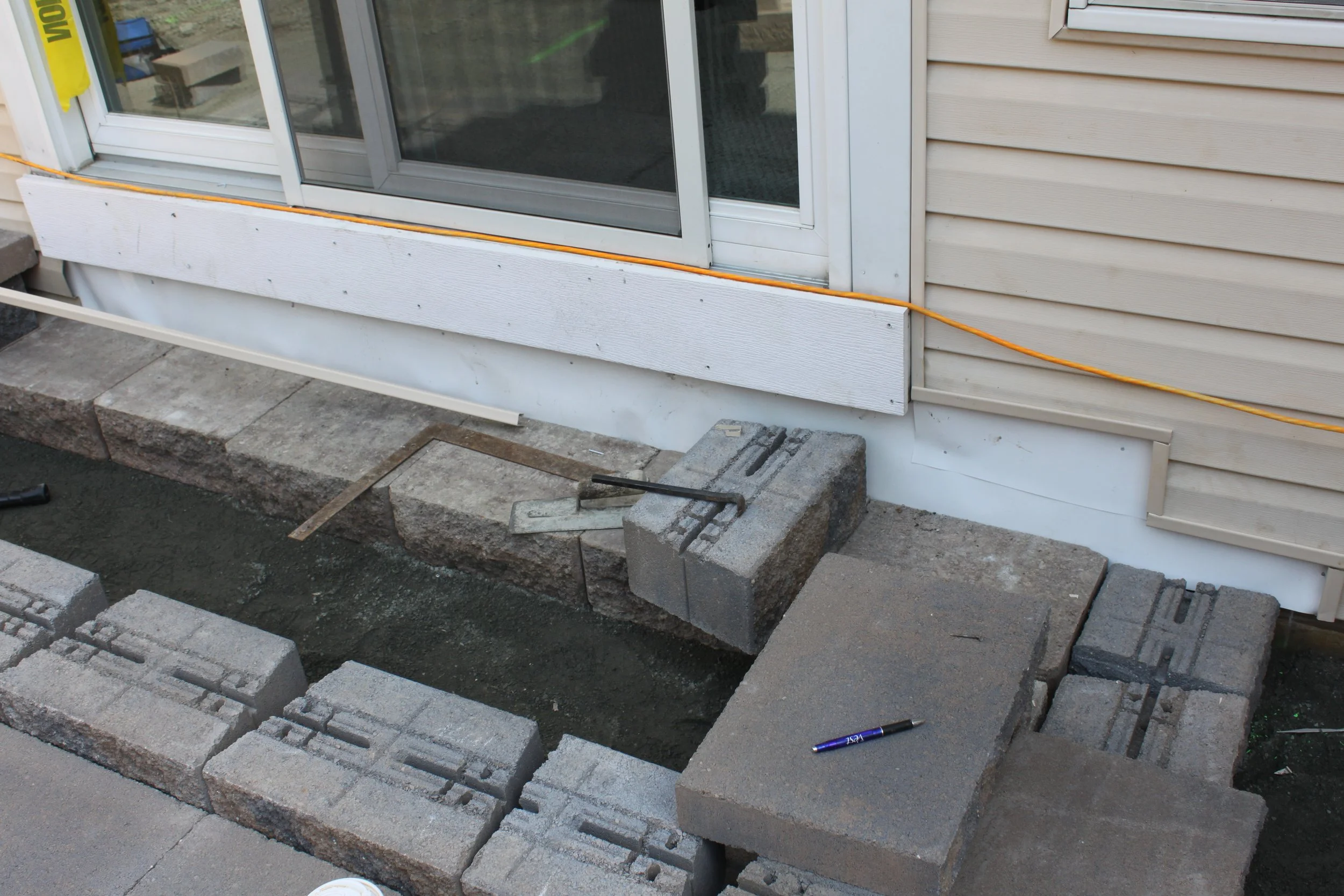 Segmented Concrete Block Steps - 6-2.JPG