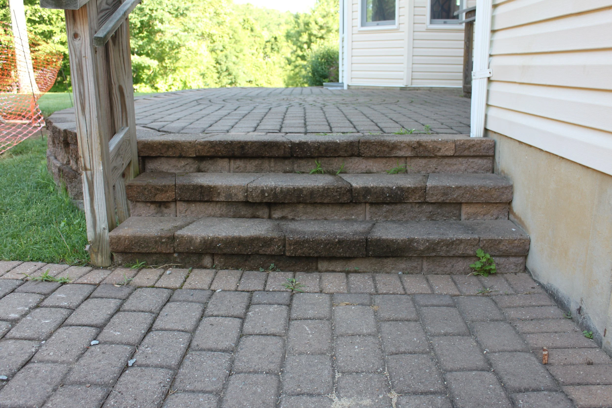 Segmented Concrete Block Steps - 6-6.JPG