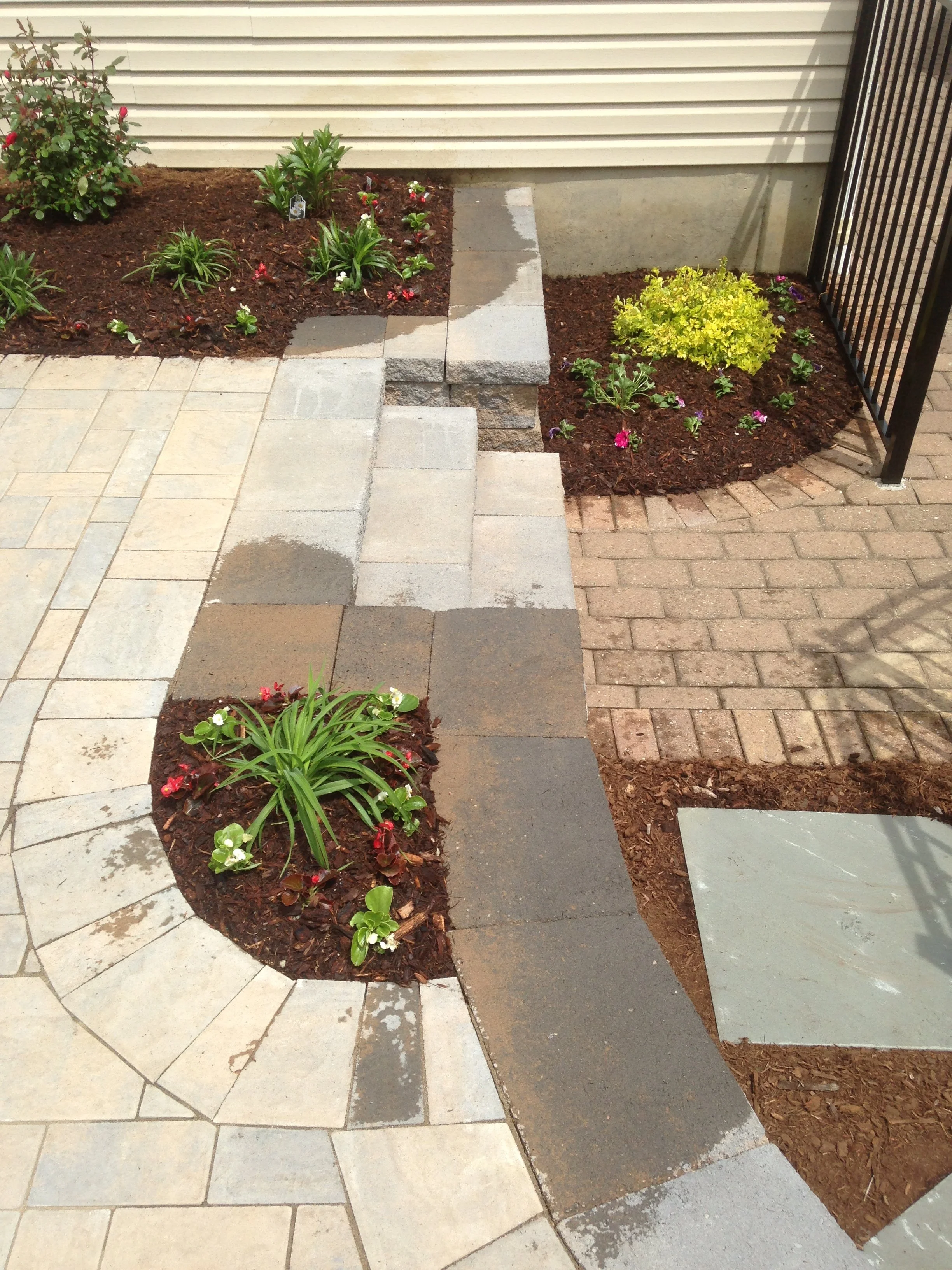 Segmented Concrete Block Steps - 6-7.jpg