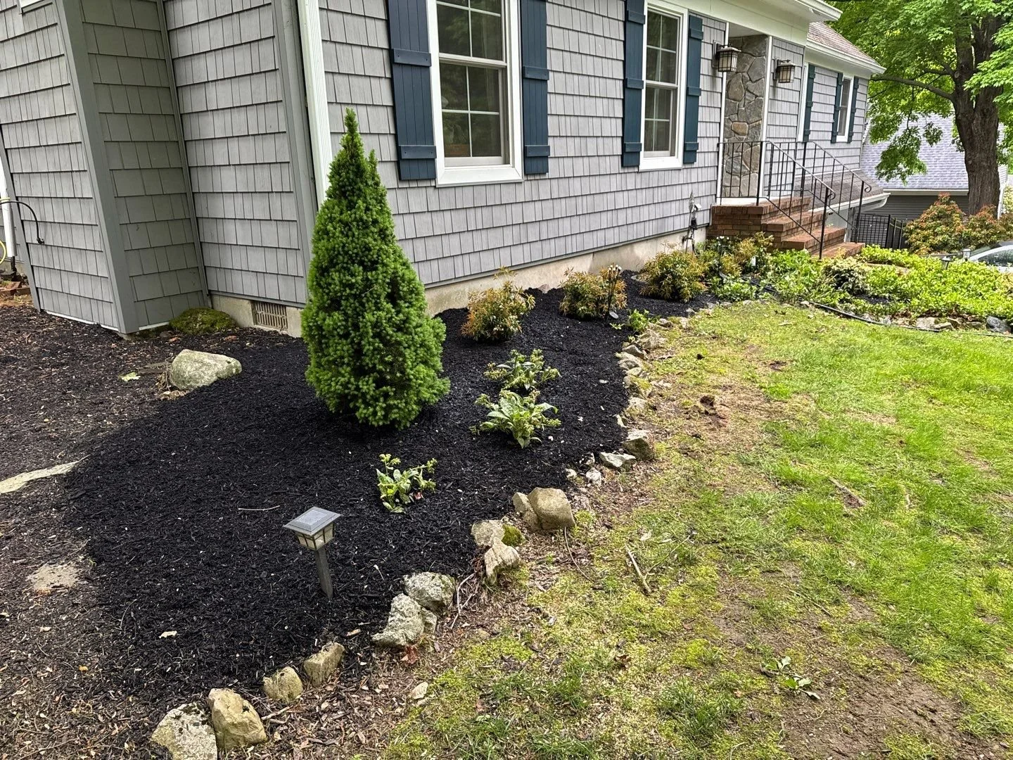 NEW-Front Yard-Bracket 2-1-7.jpg