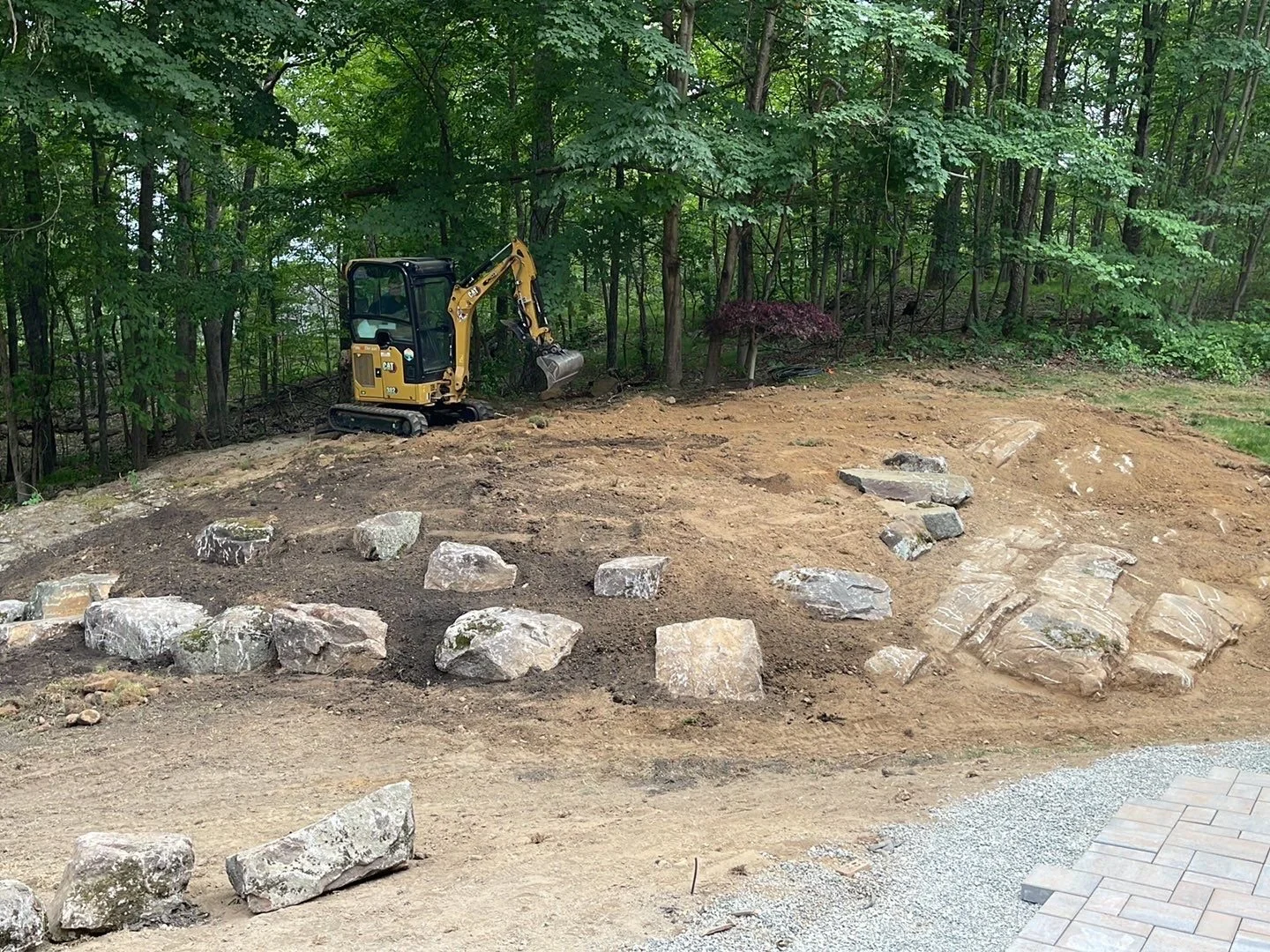 NEW-Front Yard-Bracket 2-3-3.jpg