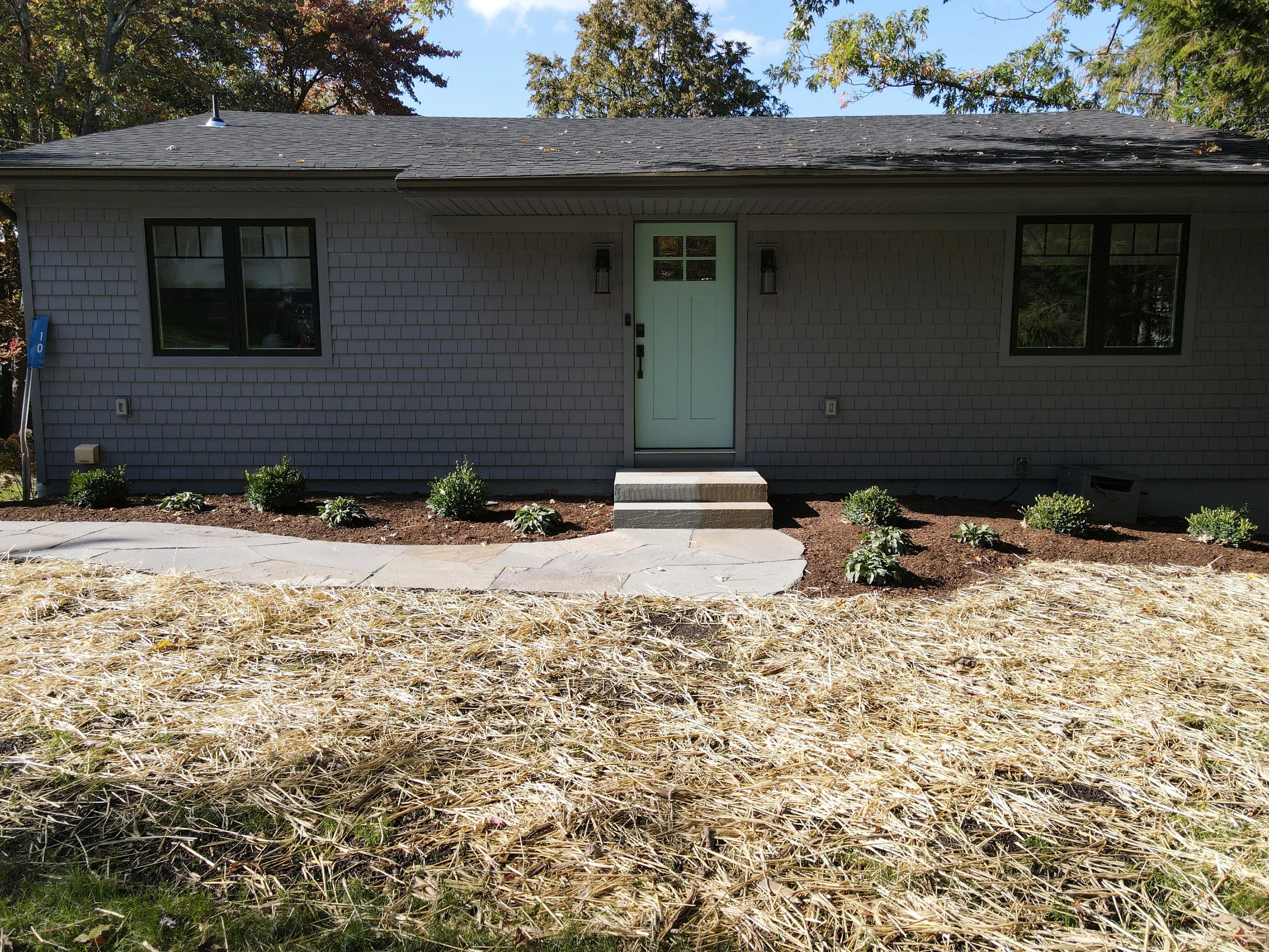 NEW-Front Yard-Bracket 1-1-6.jpg