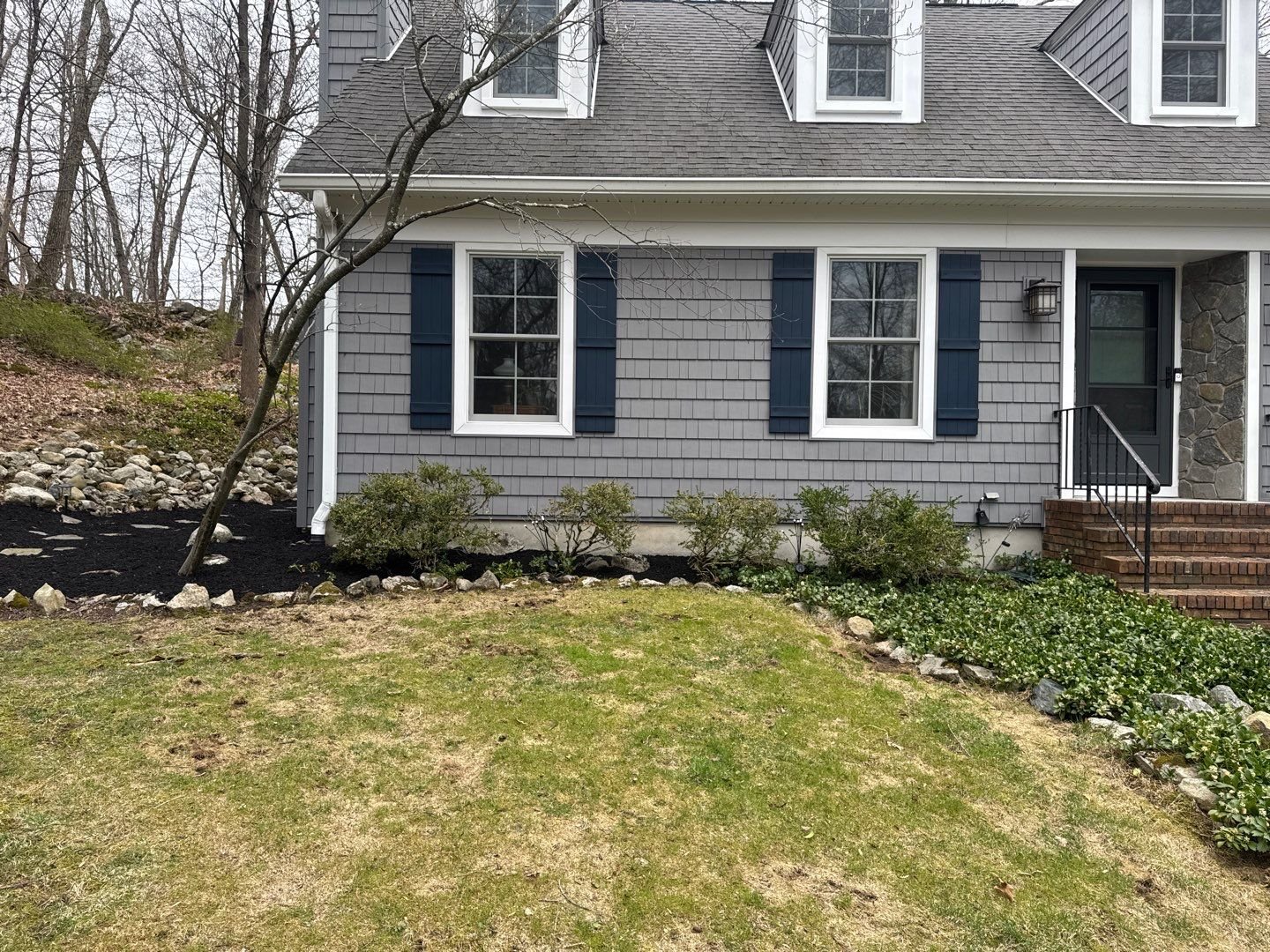 NEW-Front Yard-Bracket 2-1-4.jpg