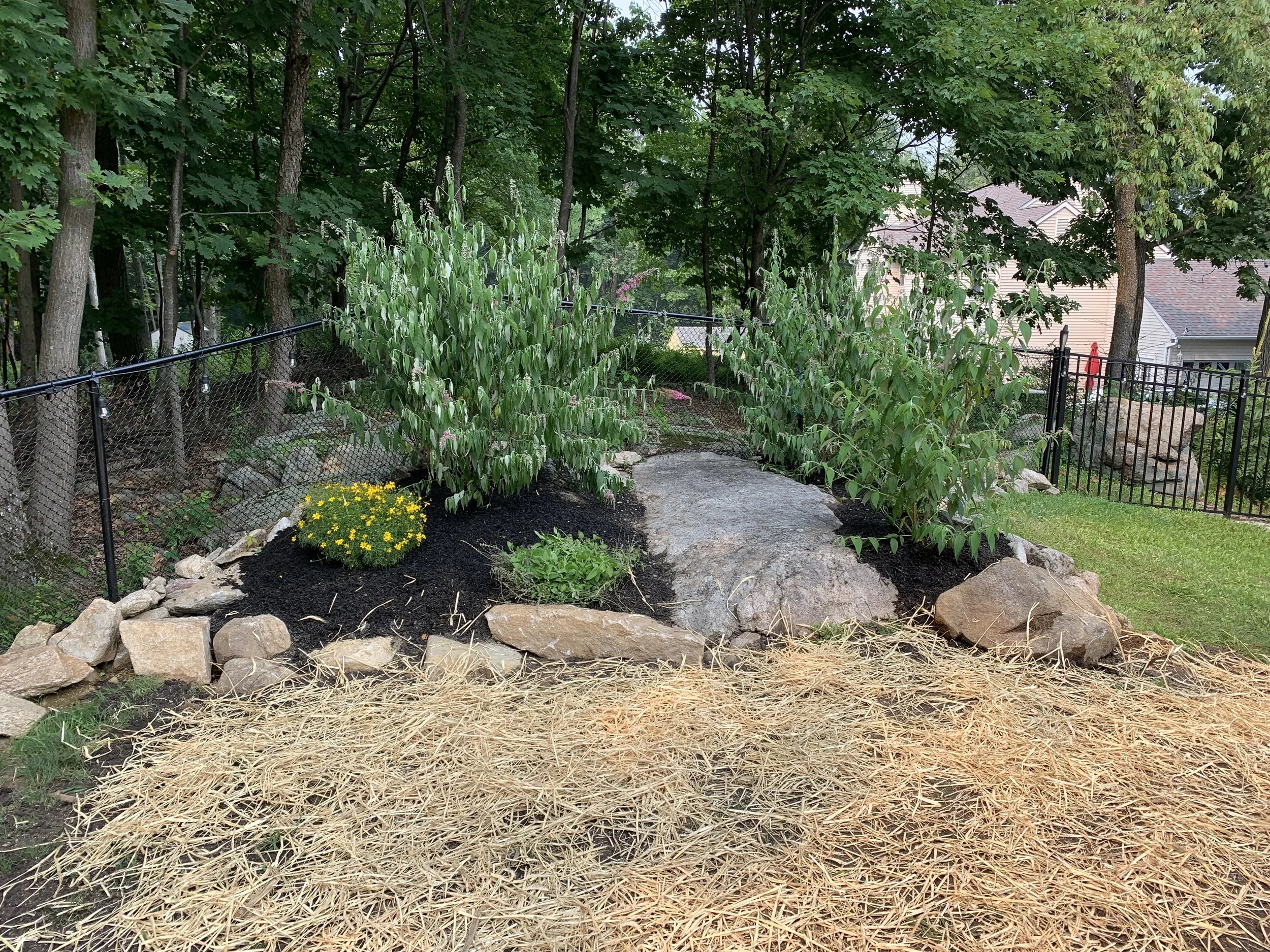 NEW-Pool-Pondscapes-Bracket 2-2-8.jpg