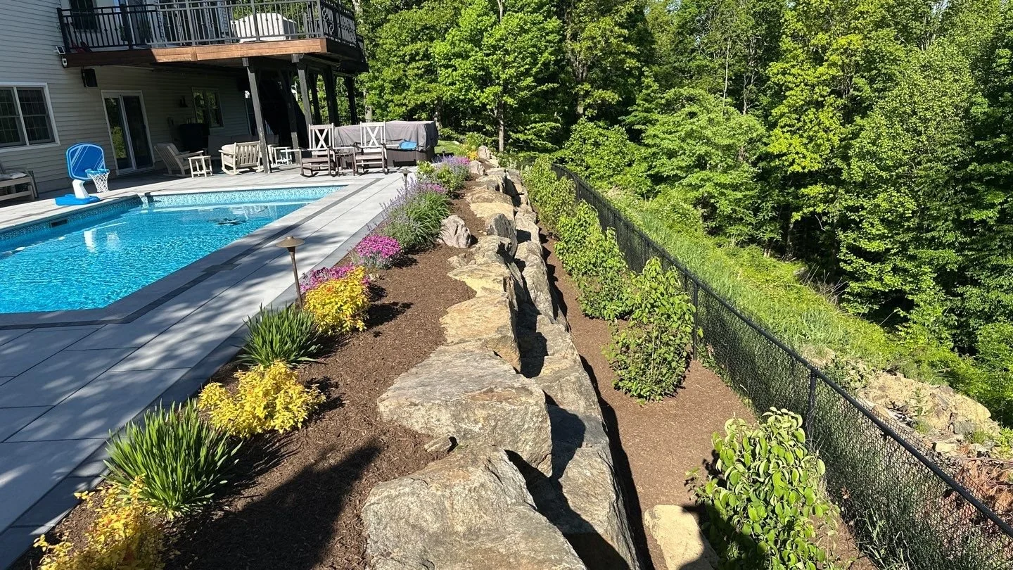 NEW-Property-Border Screenings-Bracket 1-2-2.jpg