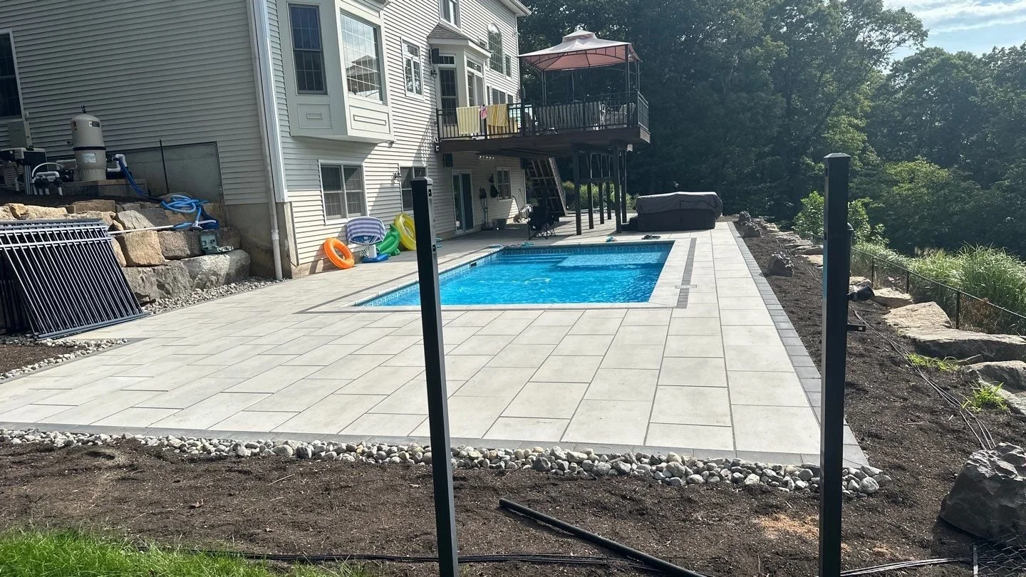 NEW-Property-Border Screenings-Bracket 1-1-1.jpg