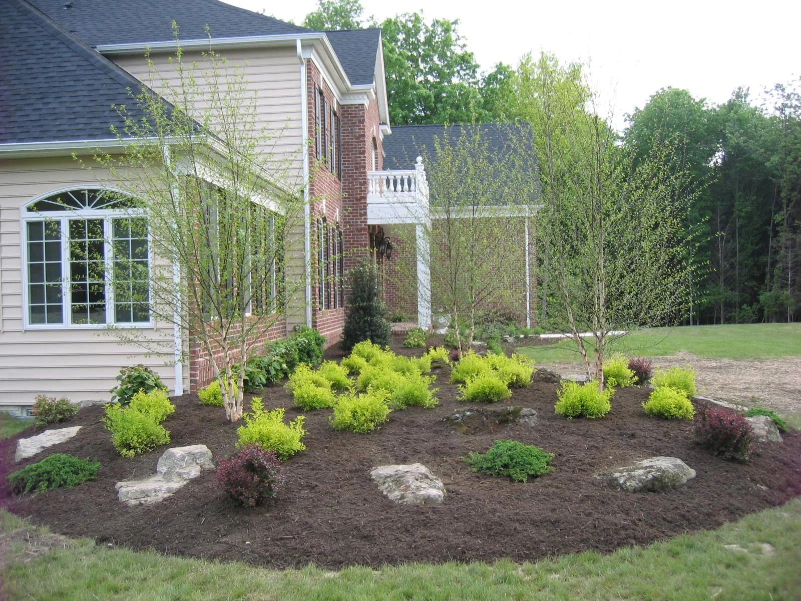 front yard bracket 44-8NPFYB4.jpg