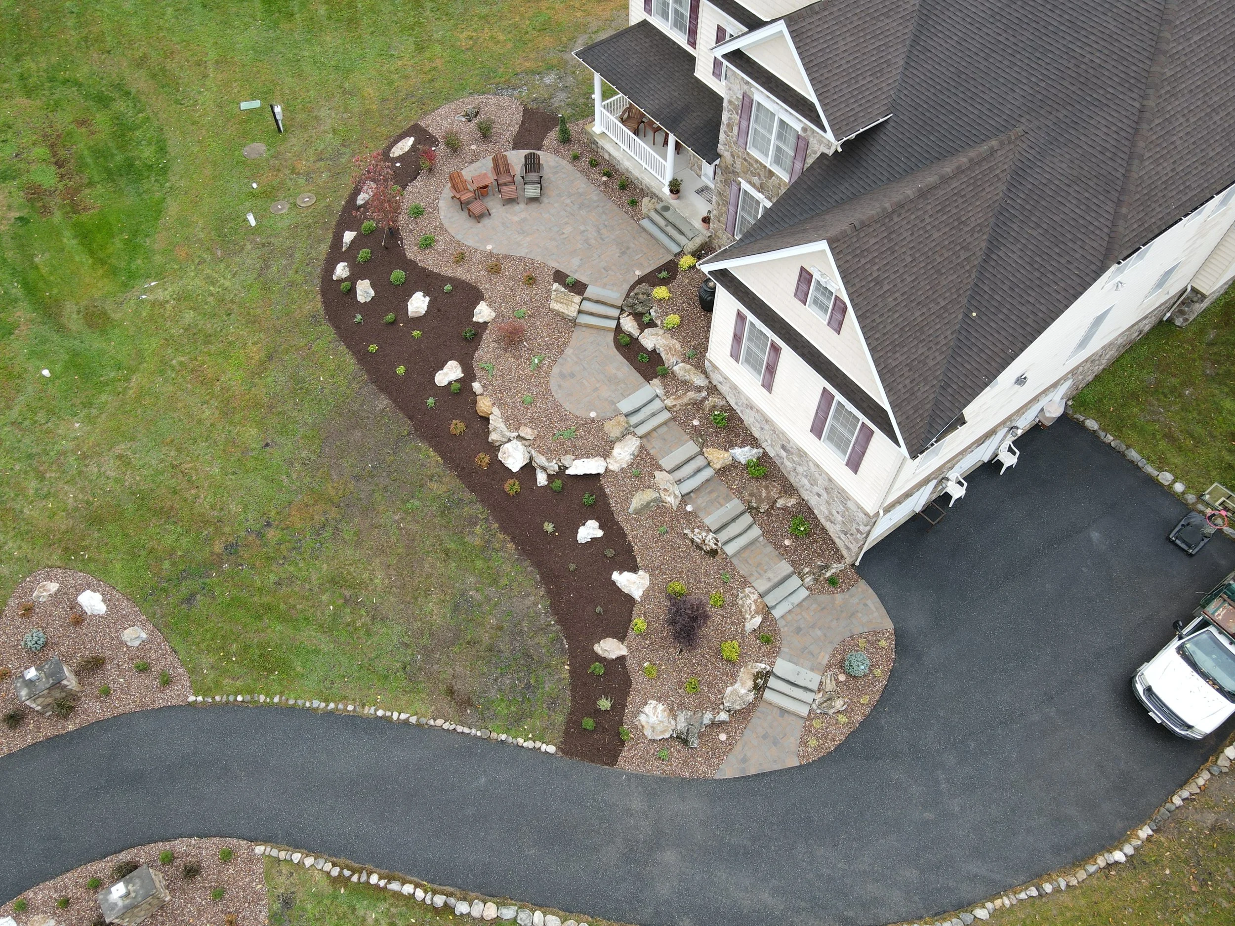 front yard bracket 31-2NPFYB3.jpg