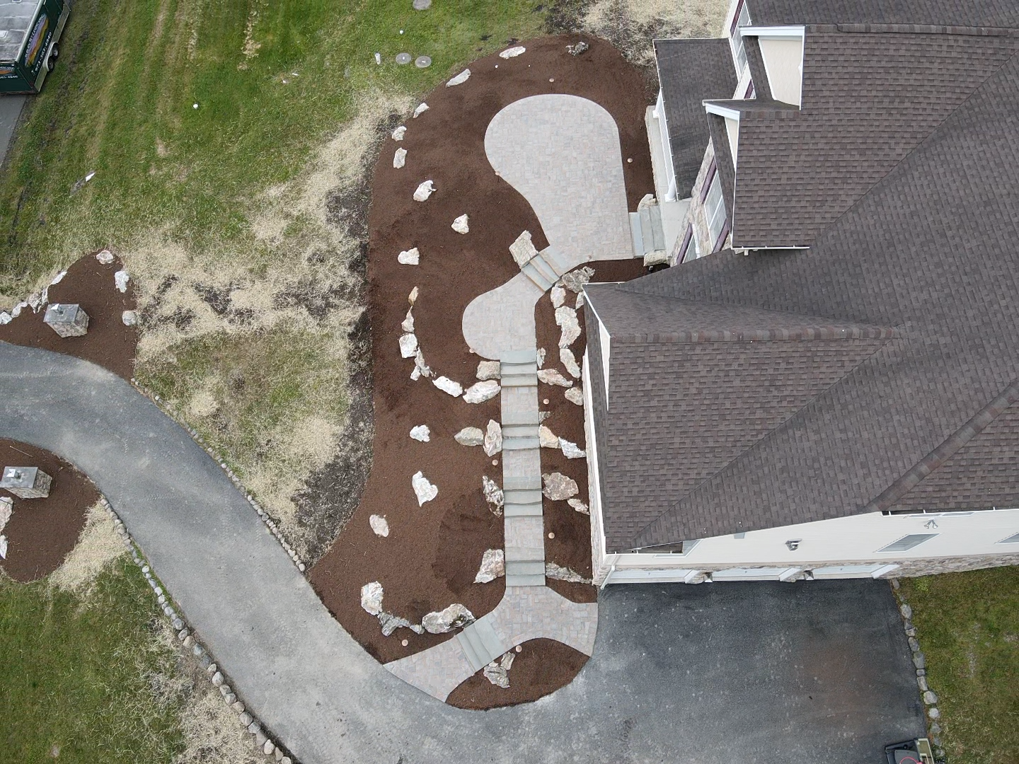 front yard bracket 31-1NPFYB3.png