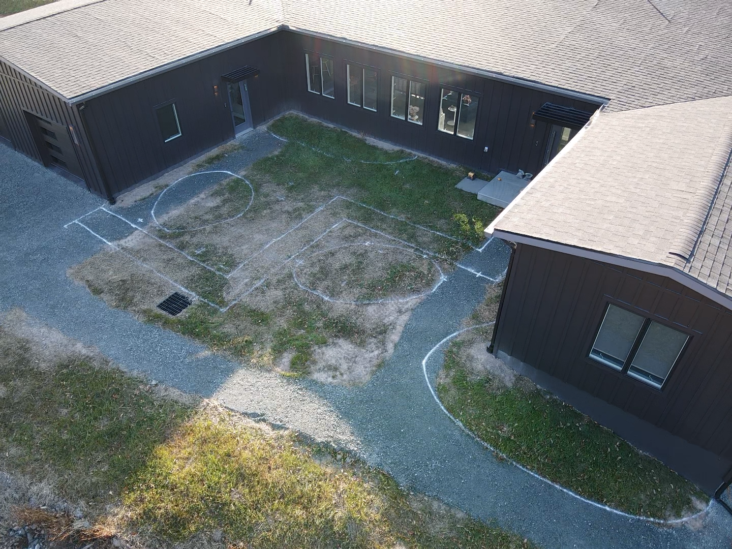 front yard bracket 34-1NPFYB3.PNG