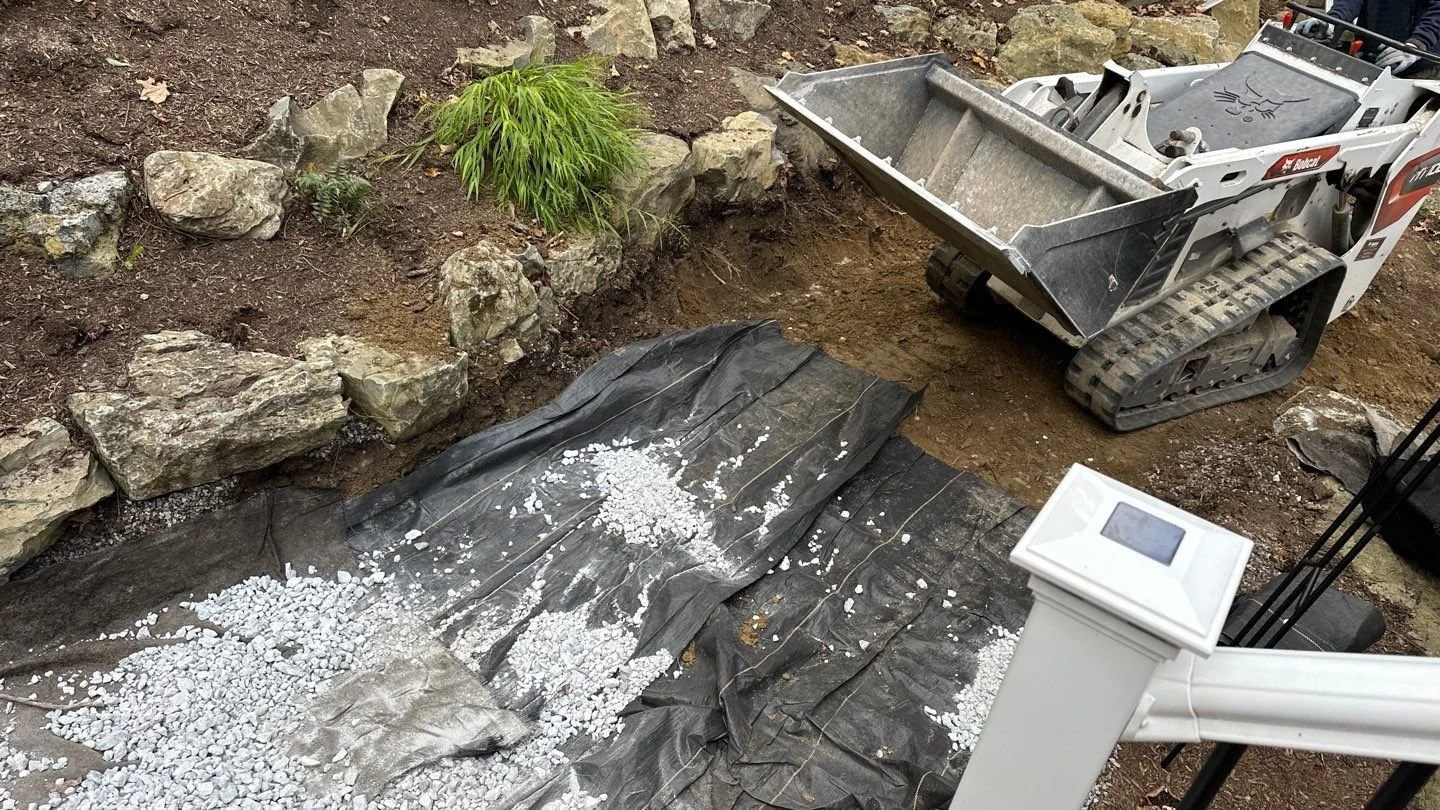 Patios-Walkways-NEW-CONCRETE PAVER-Backyard-Bracket 3-3-7NPWCPBYB3.jpg