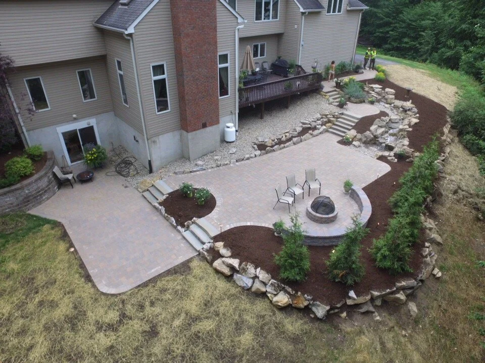 Patios-Walkways-NEW-CONCRETE PAVER-Backyard-Bracket 4-1-5NPWCPBYB4.JPG