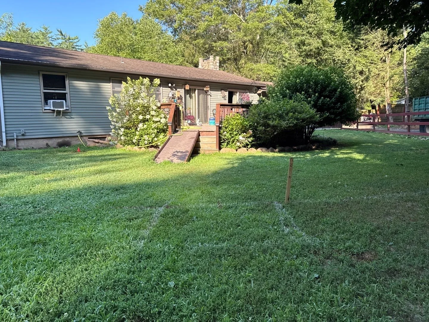 Patios-Walkways-NEW-NATURAL STONE-Backyard-Bracket 1-2-1NPWNSBYB1.jpg