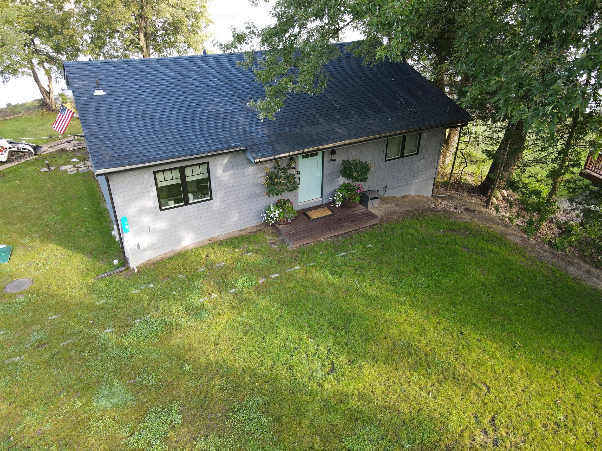 Patios-Walkways-NEW-NATURAL STONE-Front Yard-Bracket 2-1-1NPWNSFYB2.jpg