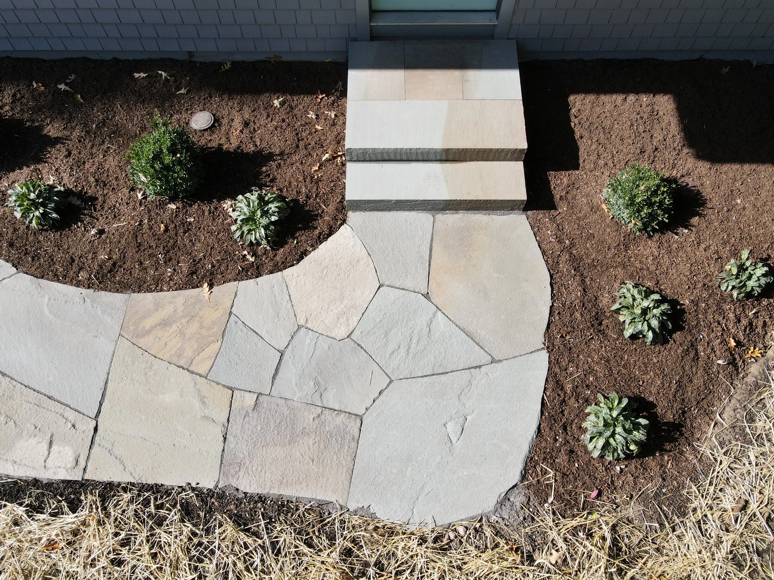 Patios-Walkways-NEW-NATURAL STONE-Front Yard-Bracket 2-1-11NPWNSFYB2.jpg