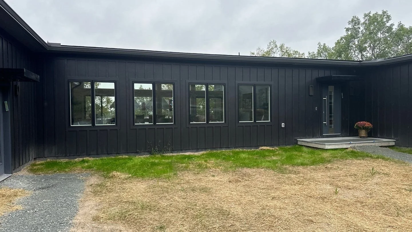 Patios-Walkways-NEW-NATURAL STONE-Front Yard-Bracket 3-1-1NPWNSFYB3.jpg