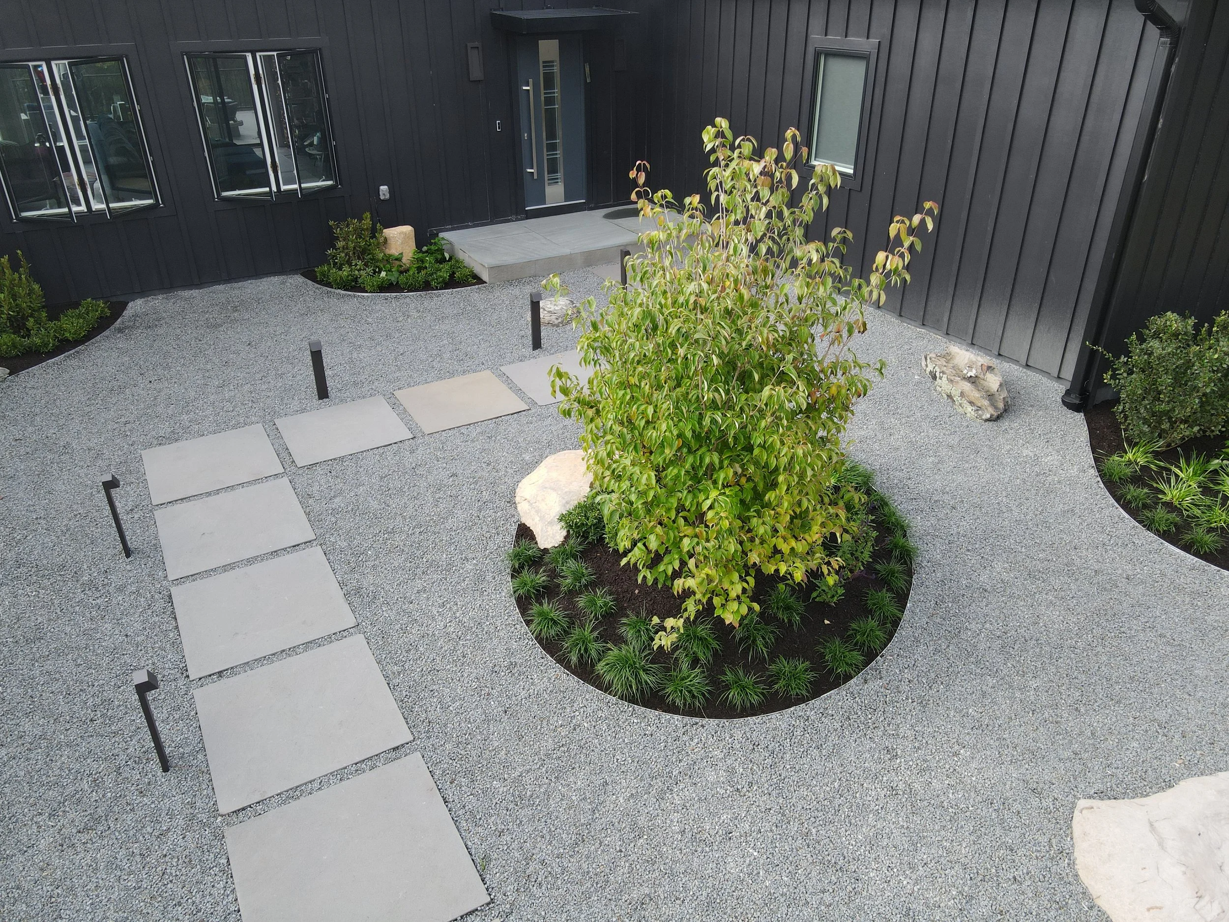 Patios-Walkways-NEW-NATURAL STONE-Front Yard-Bracket 3-1-12NPWNSFYB3.jpg