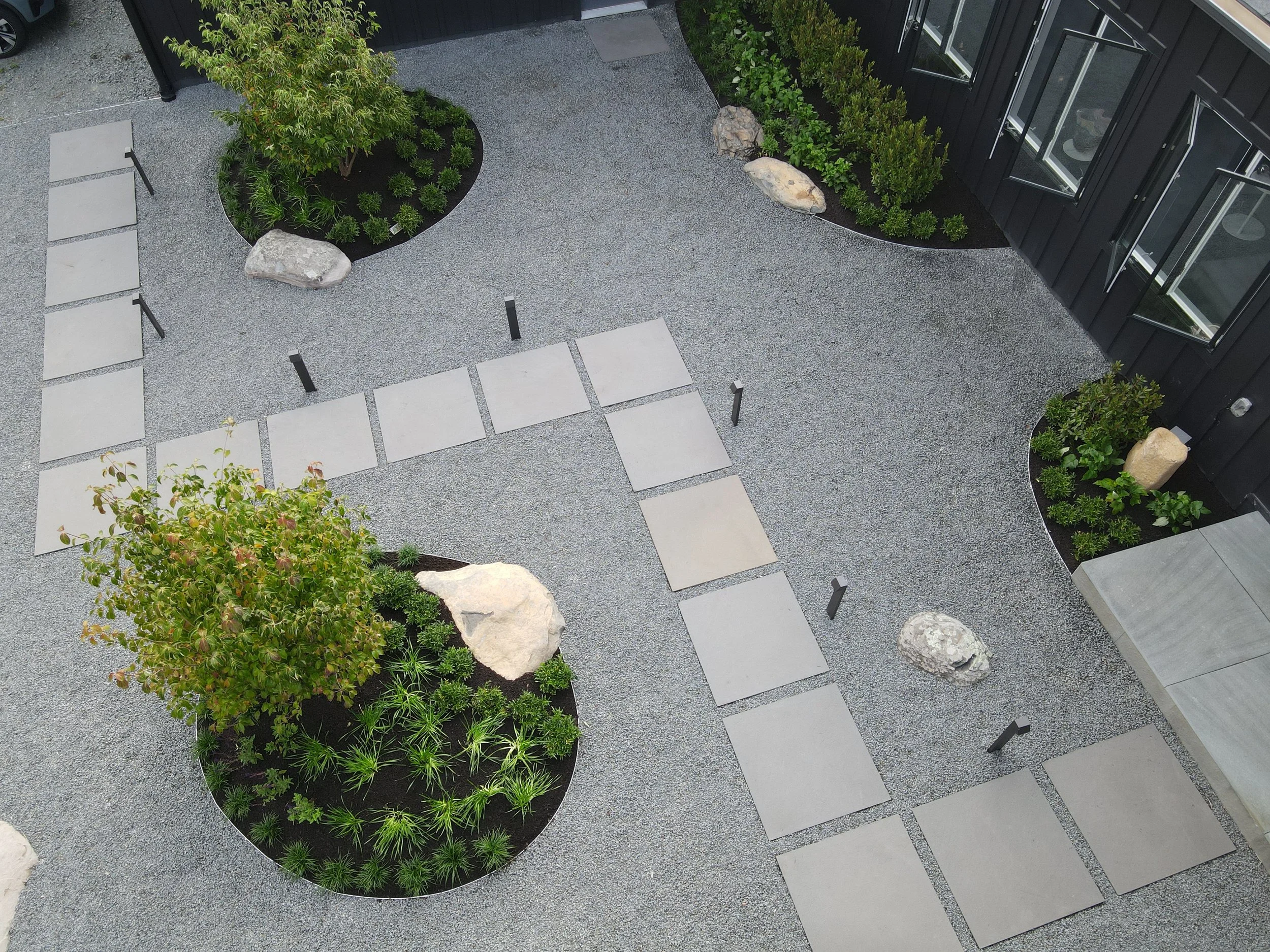 Patios-Walkways-NEW-NATURAL STONE-Front Yard-Bracket 3-1-15NPWNSFYB3.jpg