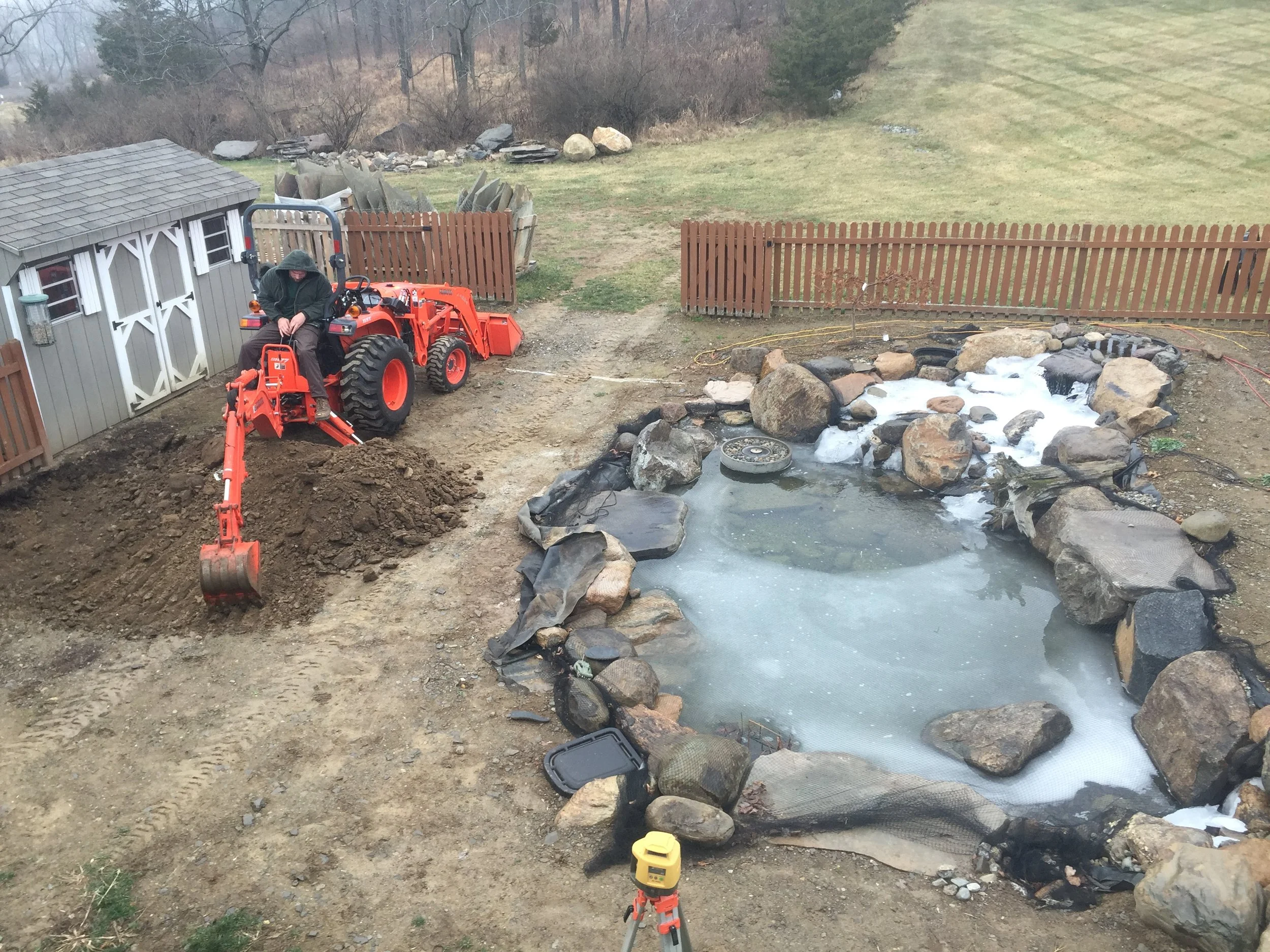 Patios-Walkways-NEW-NATURAL STONE-Pool-Pond-Bracket 3-1-3NPWNSPPB3.jpg