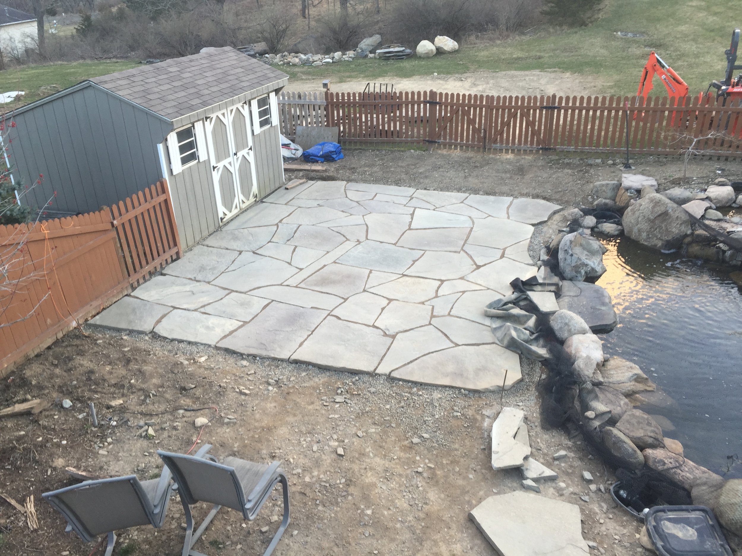 Patios-Walkways-NEW-NATURAL STONE-Pool-Pond-Bracket 3-1-6NPWNSPPB3.jpg