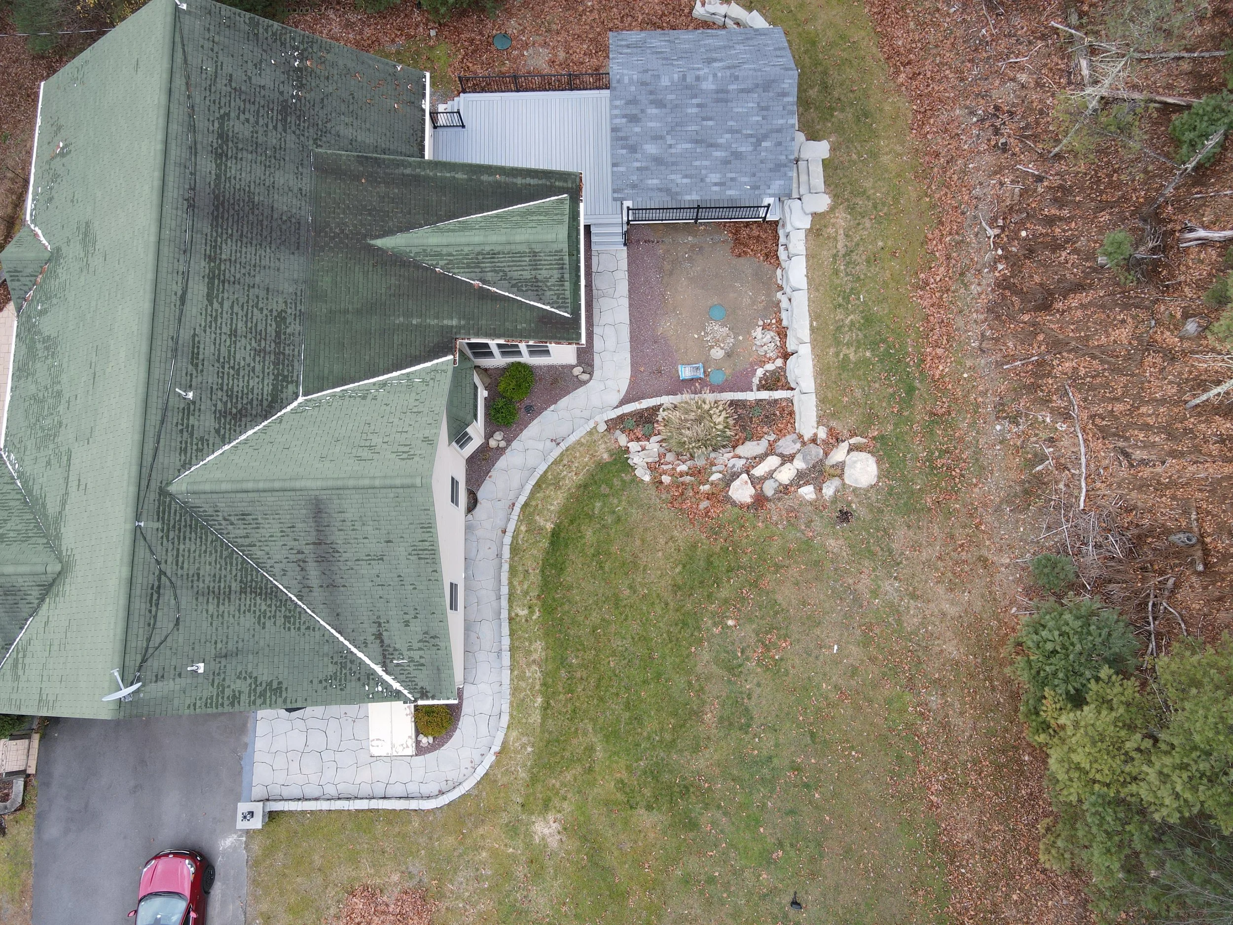 Patios-Walkways-RENOVATION-CONCRETE PAVER-Backyard-Bracket 3-2-11RPWCPBYB3.jpg