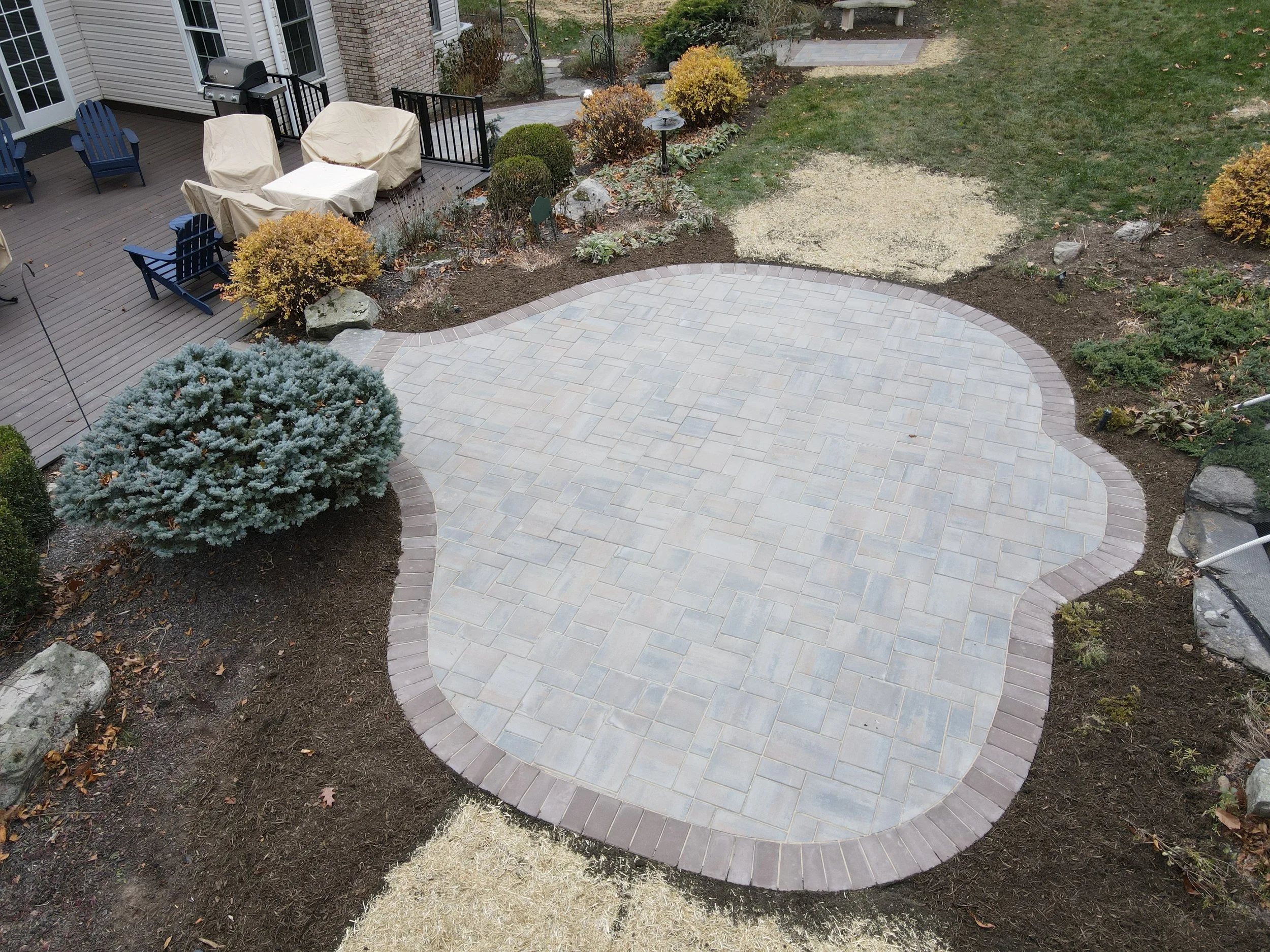 Patios-Walkways-RENOVATION-CONCRETE PAVER-Backyard-Bracket 3-3-18RPWCPBYB3.jpg