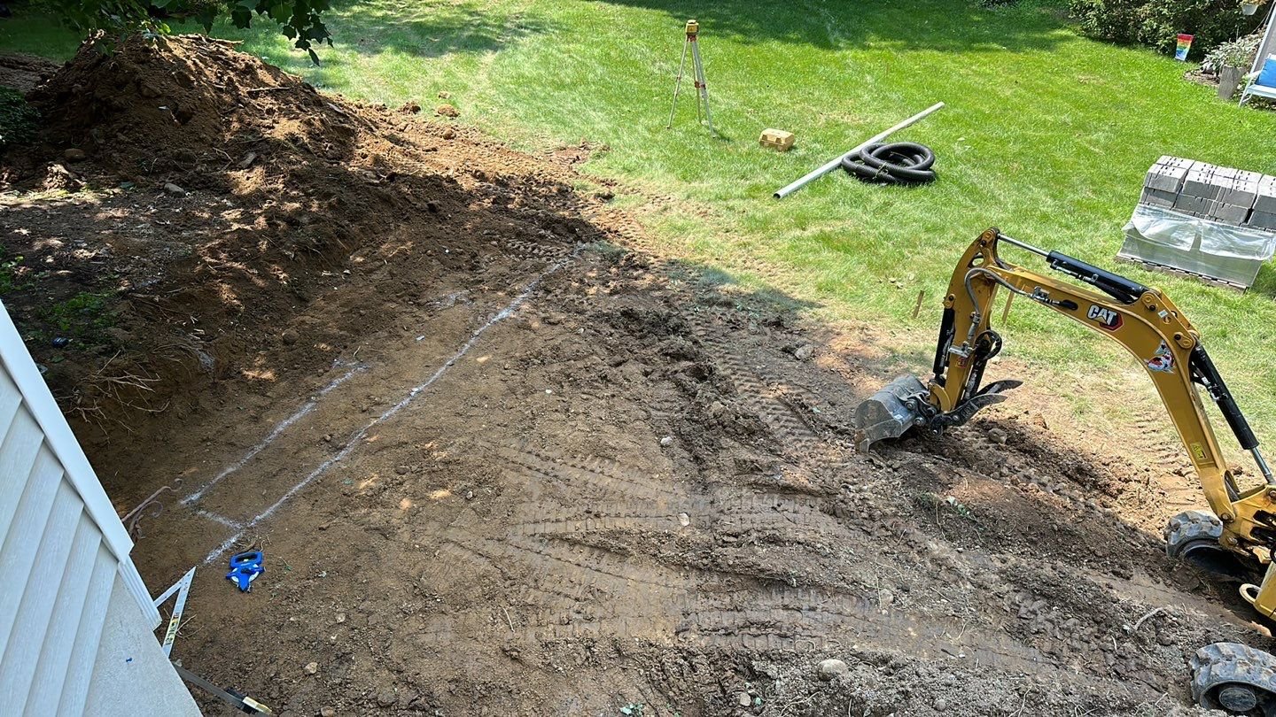 Patios-Walkways-RENOVATION-CONCRETE PAVER-Backyard-Bracket 4-1-3RPWCPBYB4.jpg