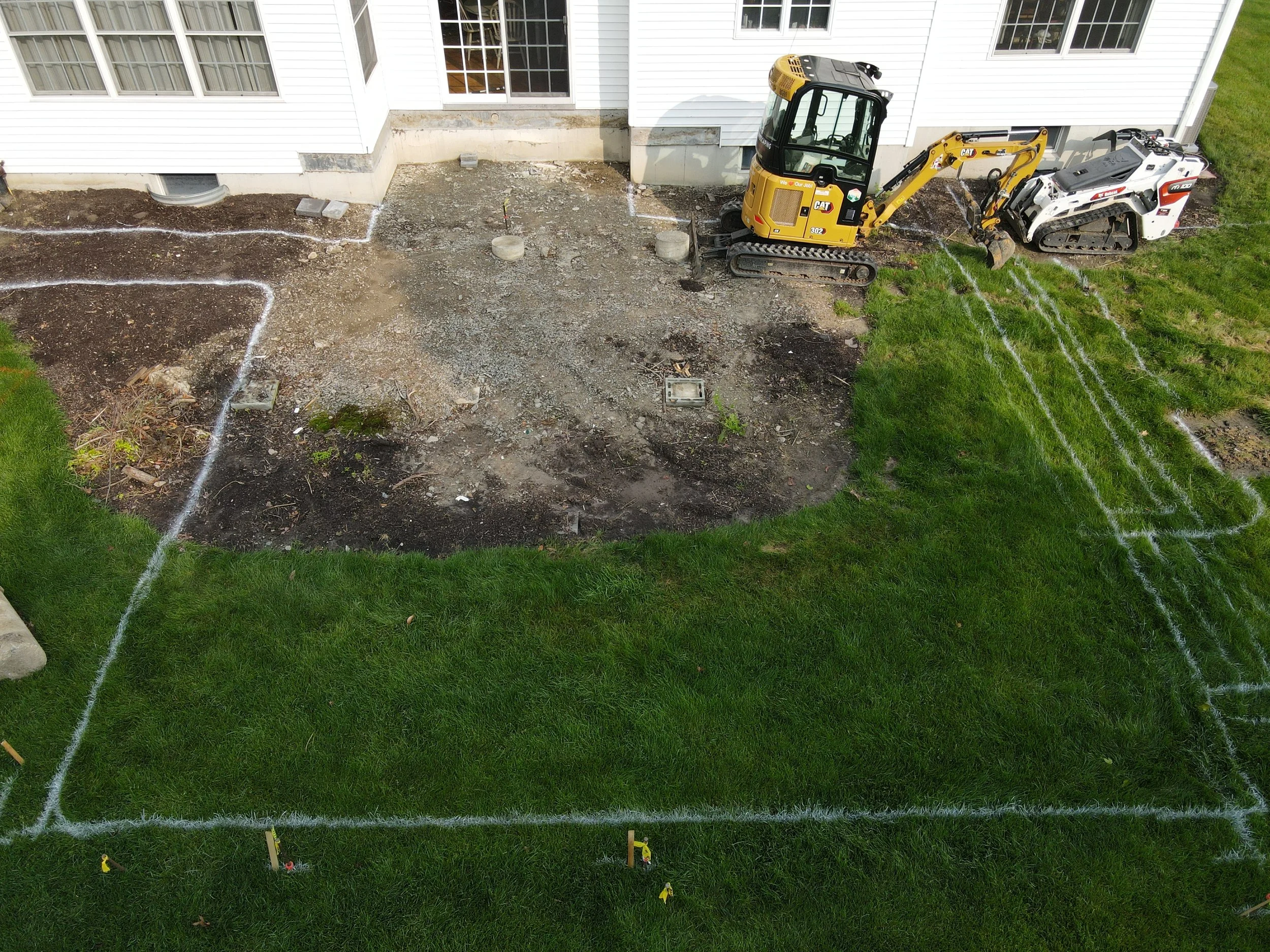 Patios-Walkways-RENOVATION-CONCRETE PAVER-Backyard-Bracket 4-2-5RPWCPBYB4.jpg