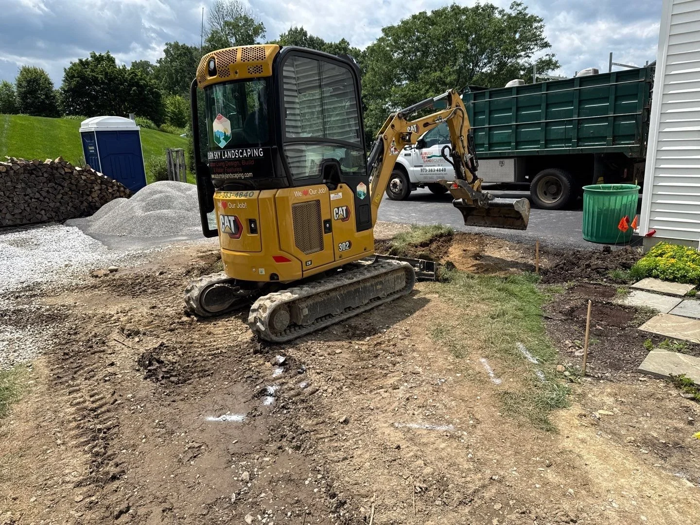 Patios-Walkways-RENOVATION-CONCRETE PAVER-Backyard-Bracket 4-2-16RPWCPBYB4.jpg