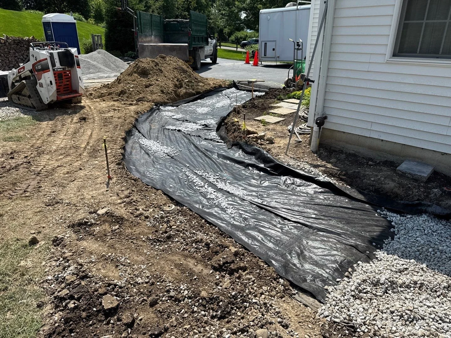 Patios-Walkways-RENOVATION-CONCRETE PAVER-Backyard-Bracket 4-2-17RPWCPBYB4.jpg