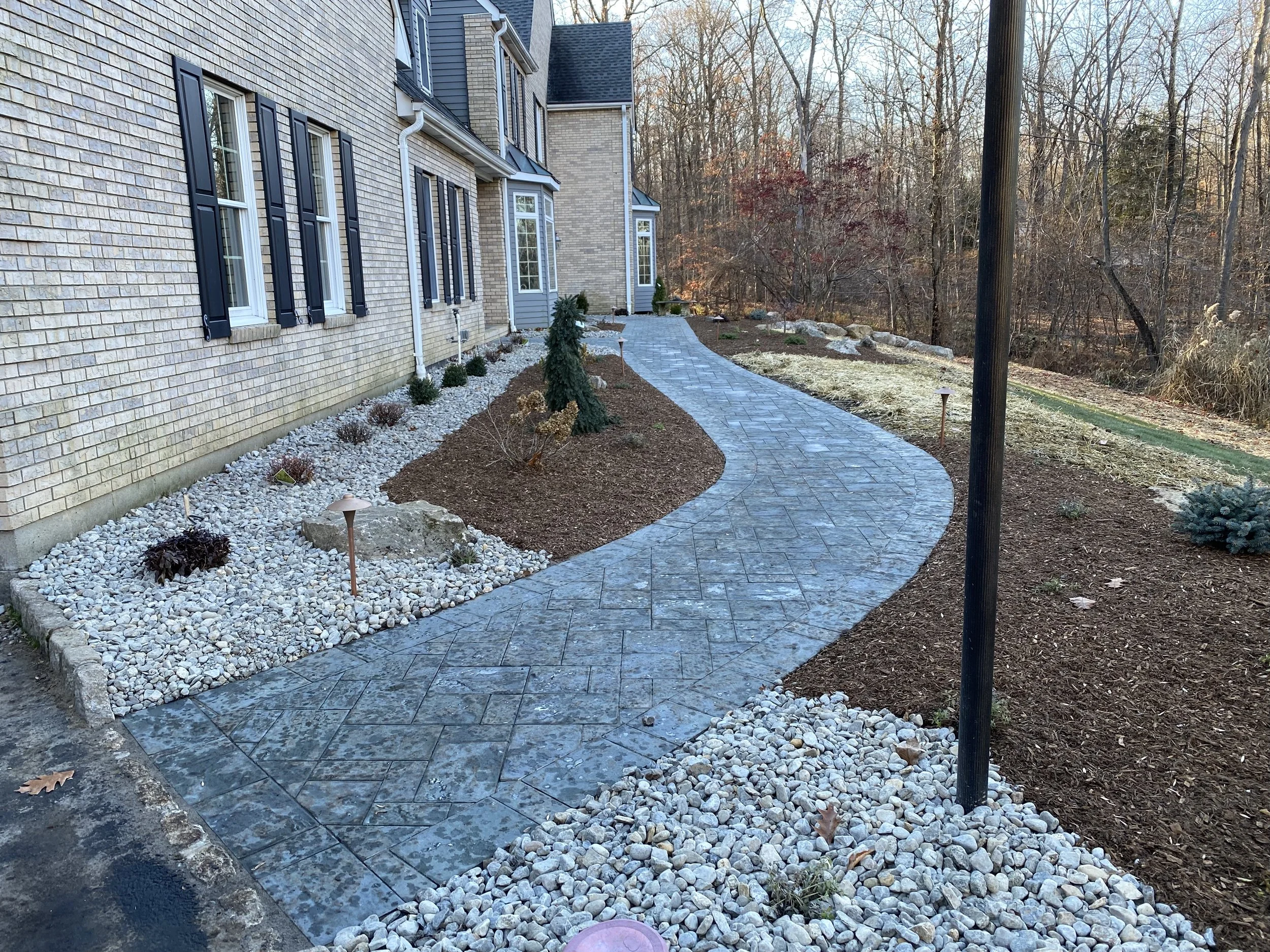 Patios-Walkways-RENOVATION-CONCRETE PAVER-Front Yard-Bracket 3-1-8RPWCPFYB3.jpg