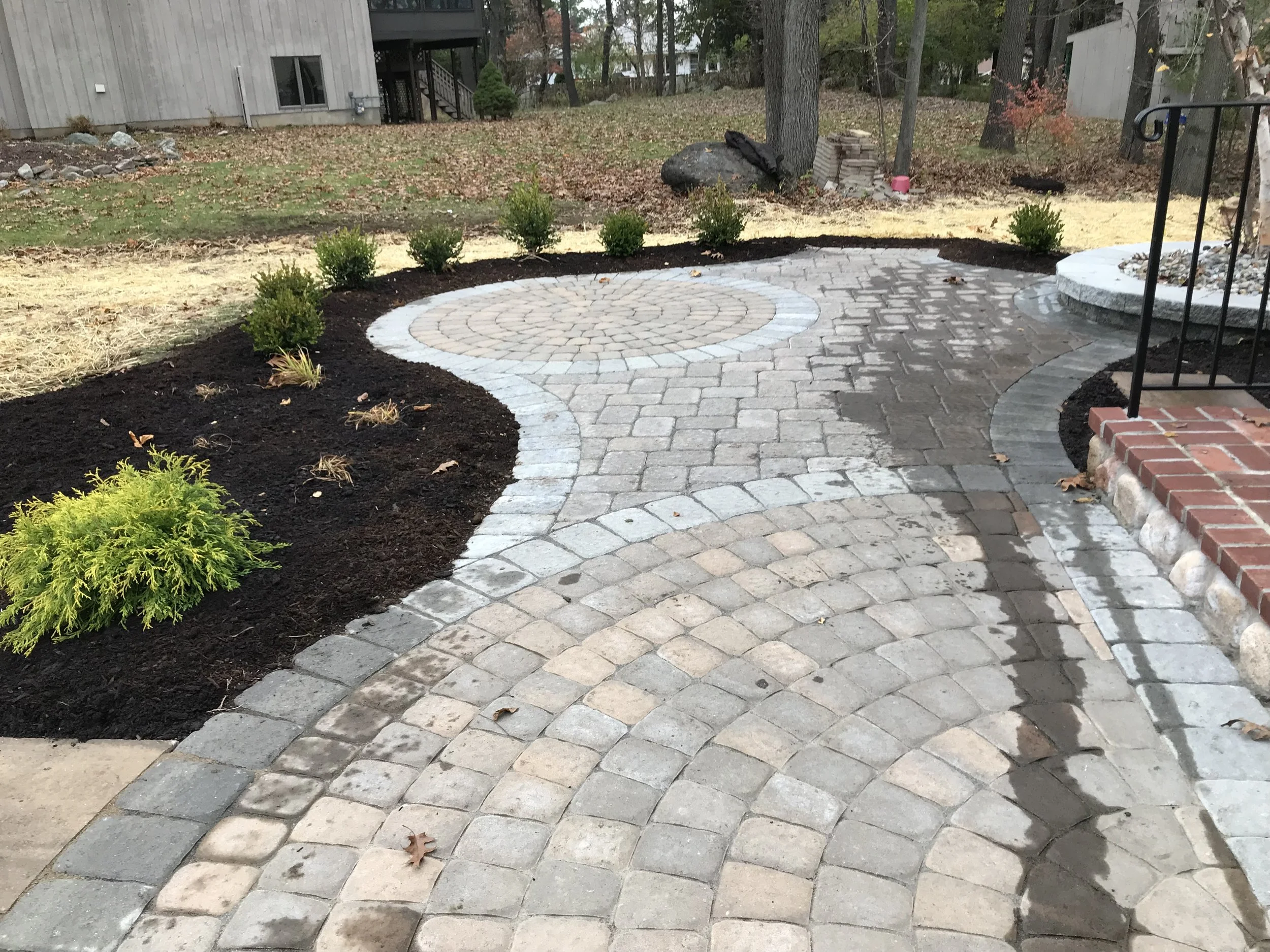 Patios-Walkways-RENOVATION-CONCRETE PAVER-Front Yard-Bracket 3-8-8RPWCPFYB3.jpg