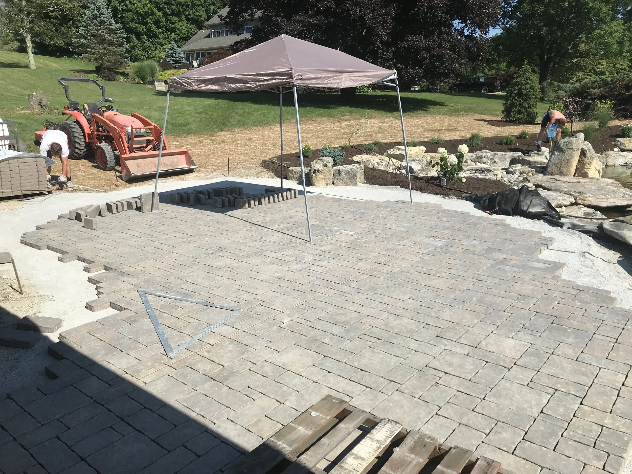 Patios-Walkways-RENOVATION-CONCRETE PAVER-Pool-Pond-Bracket 4-1-6RPWCPPPB4.jpg